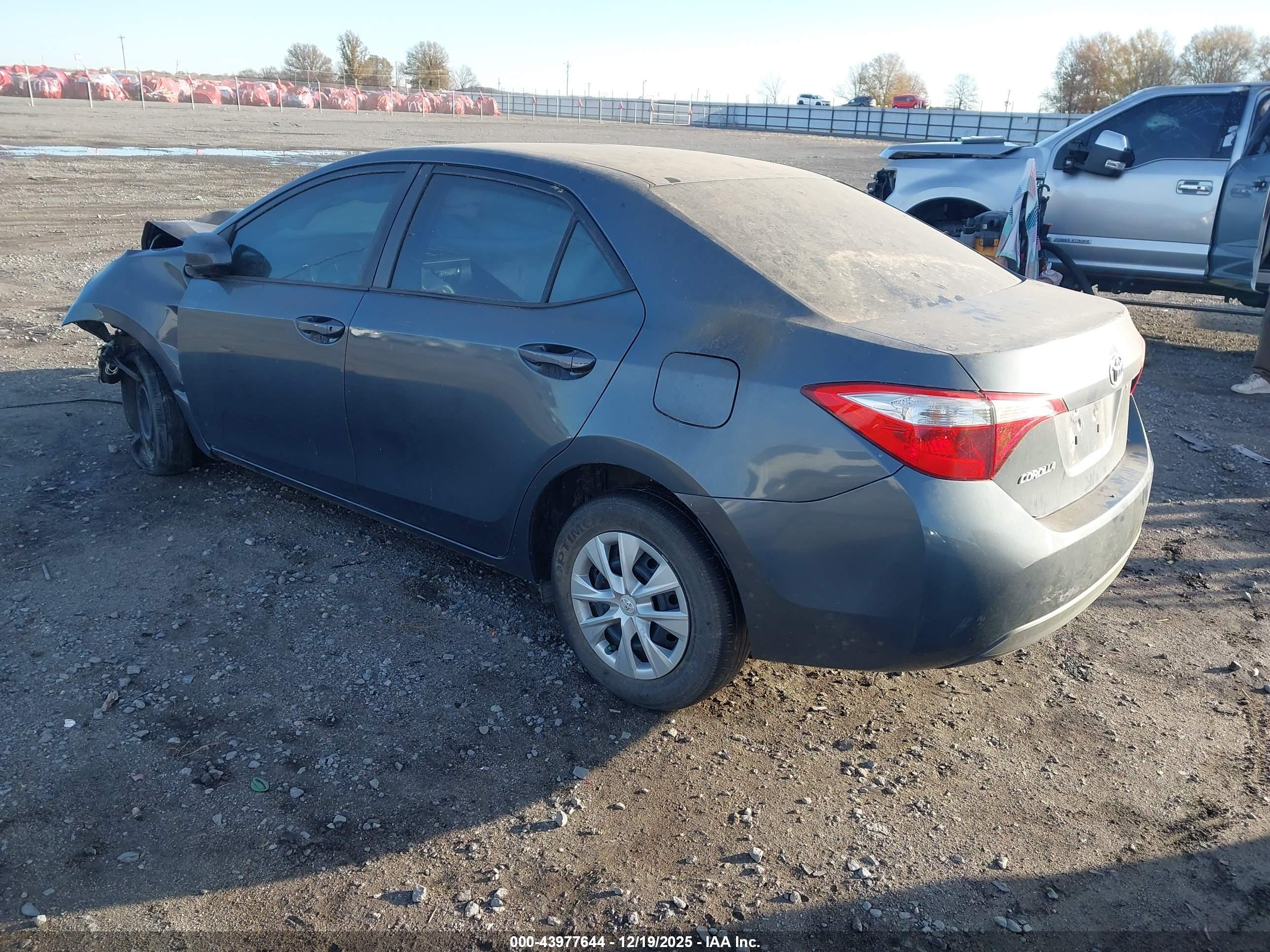 TOYOTA COROLLA image 3