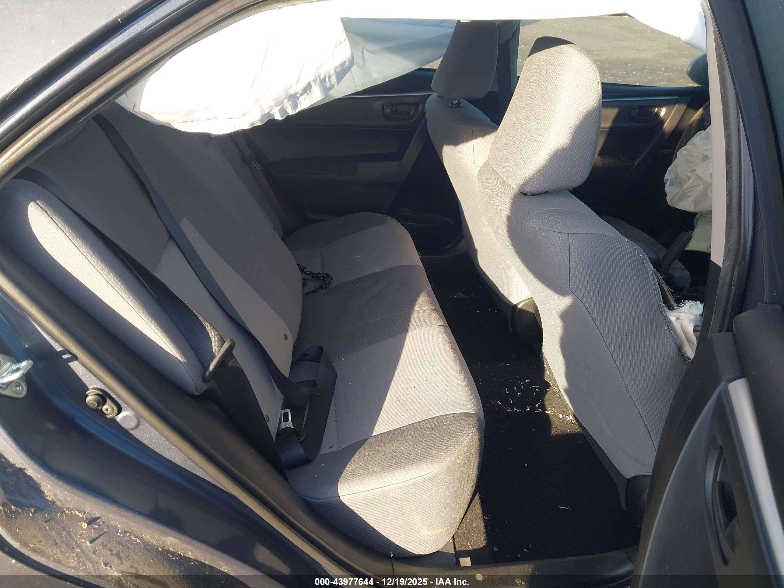TOYOTA COROLLA image 8