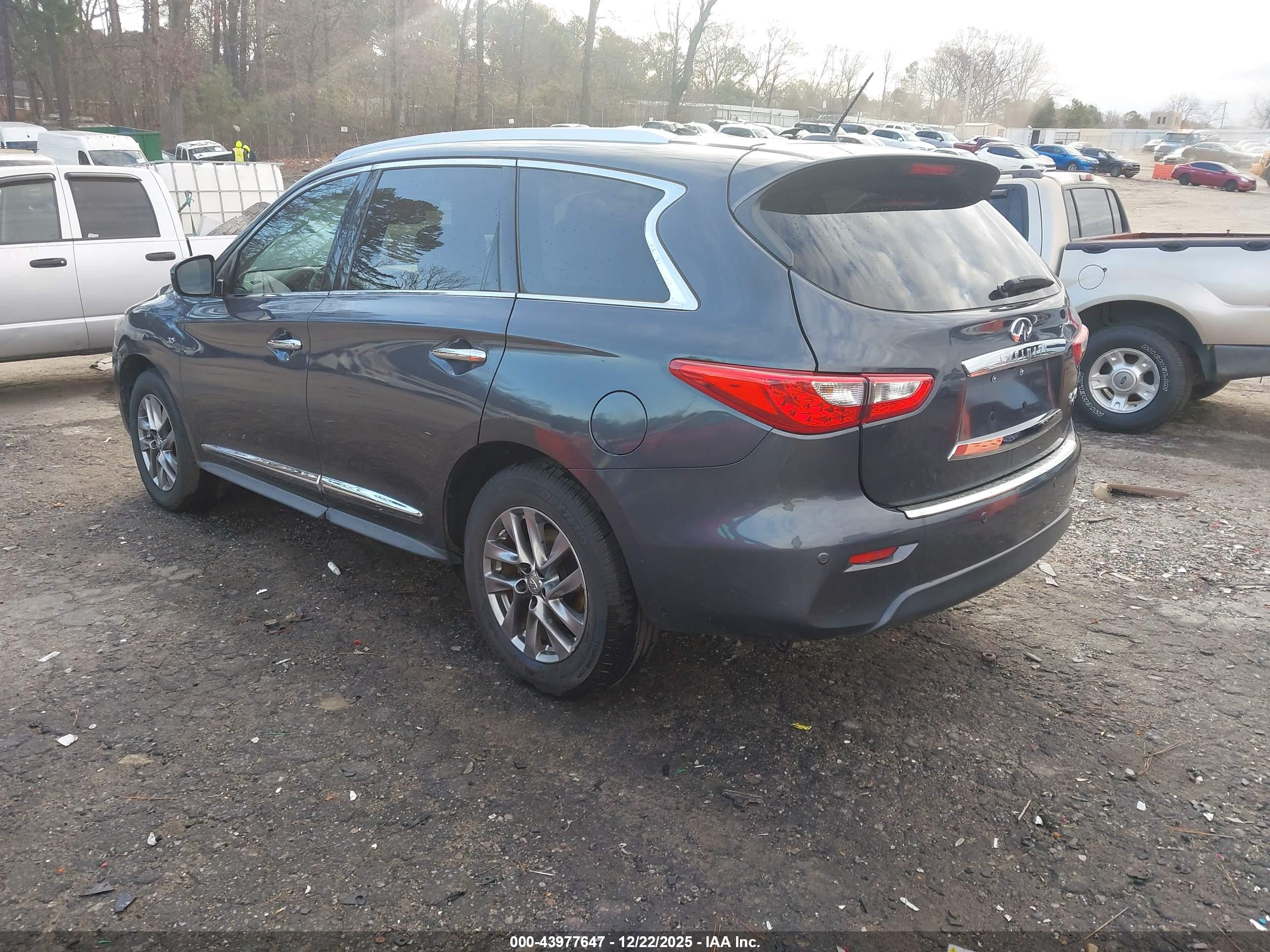 INFINITI QX60 image 3