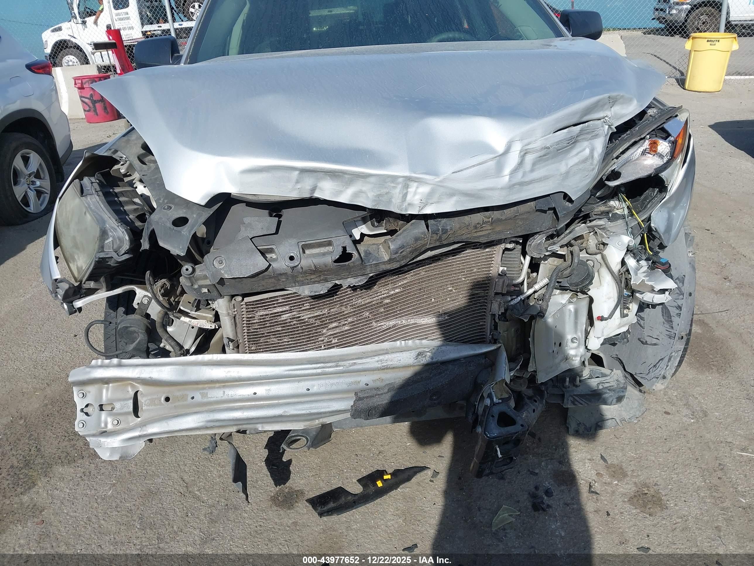 CHEVROLET EQUINOX image 6