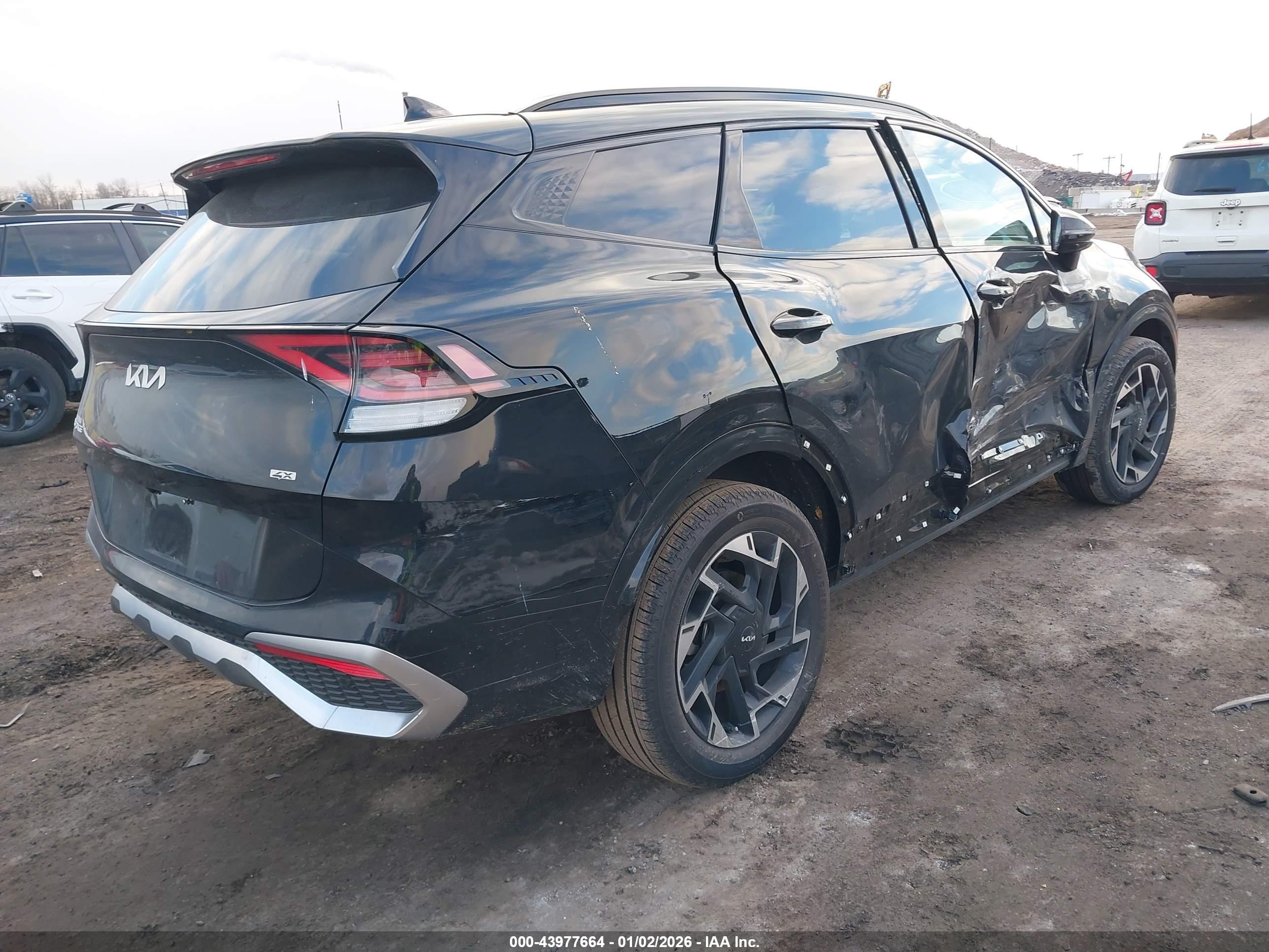 KIA SPORTAGE image 4