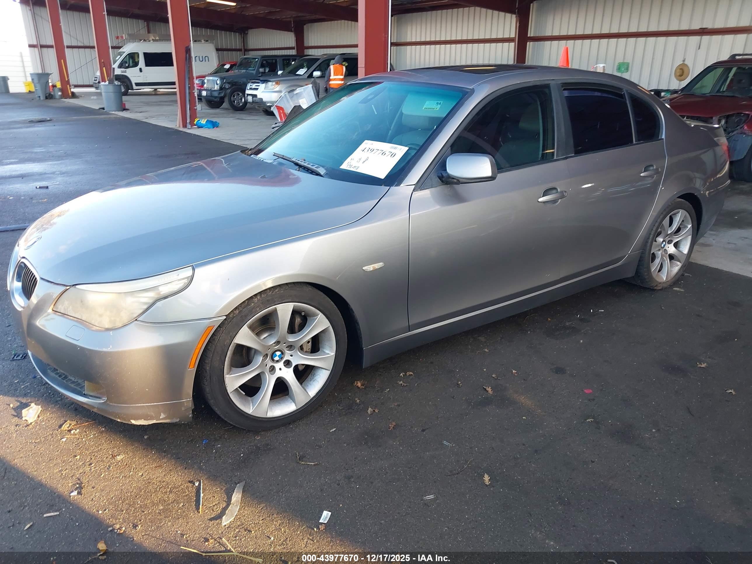 BMW 535I image 2