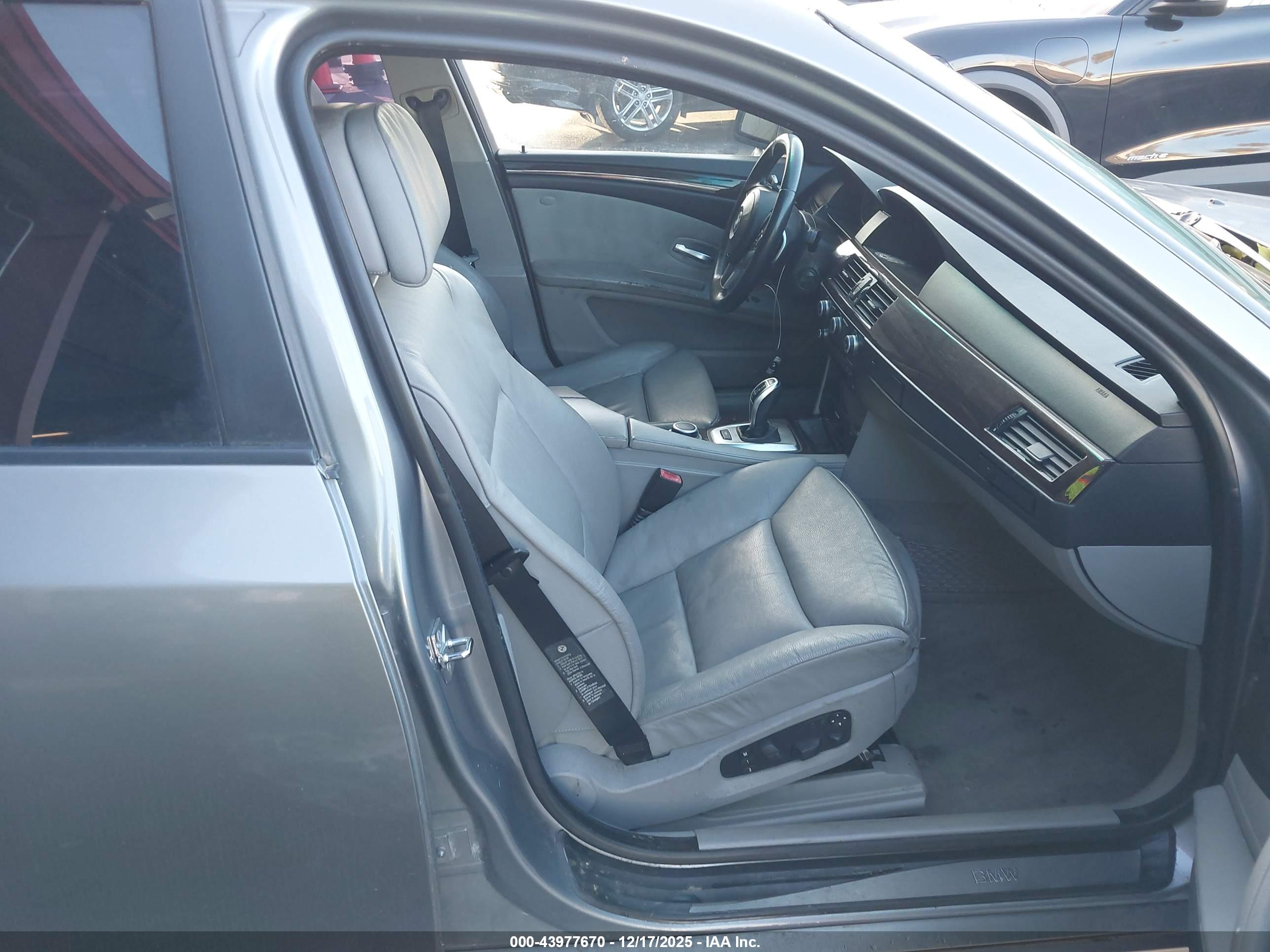 BMW 535I image 5