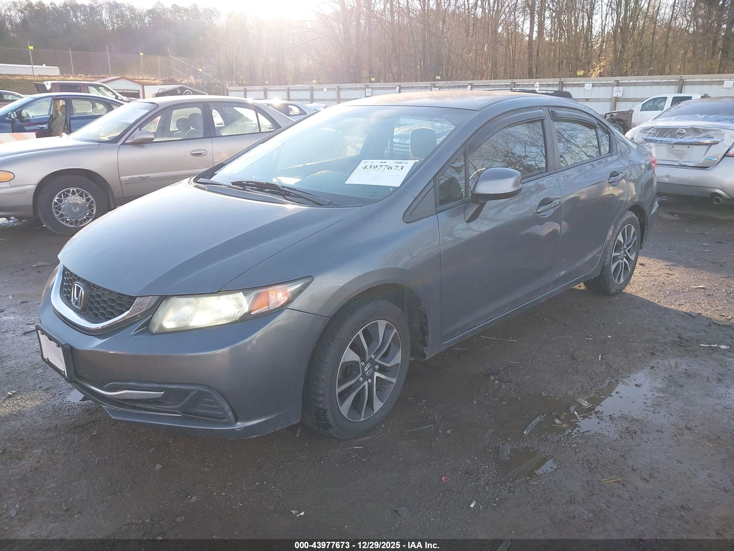 HONDA CIVIC image 2