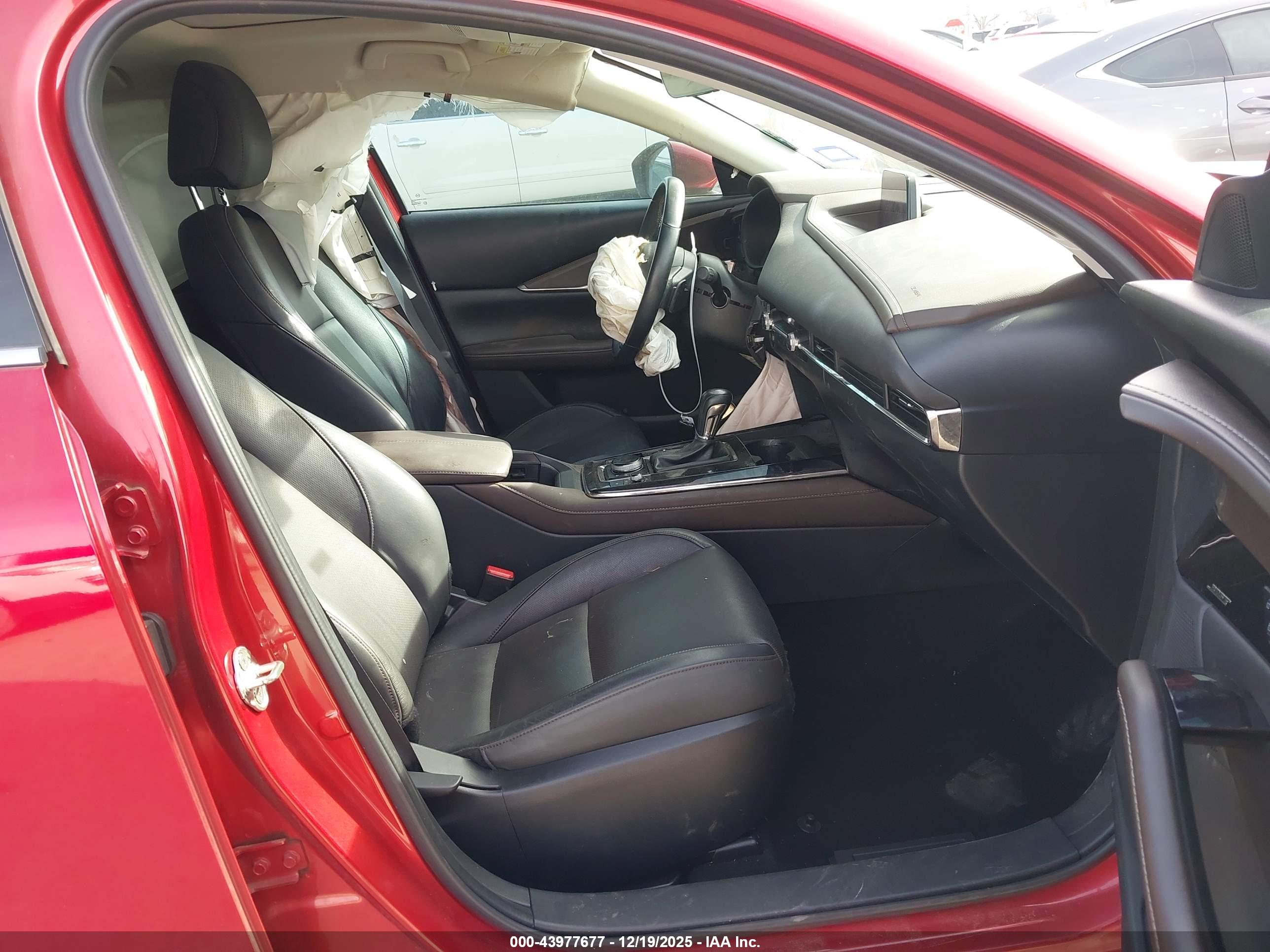 MAZDA CX-30 image 5