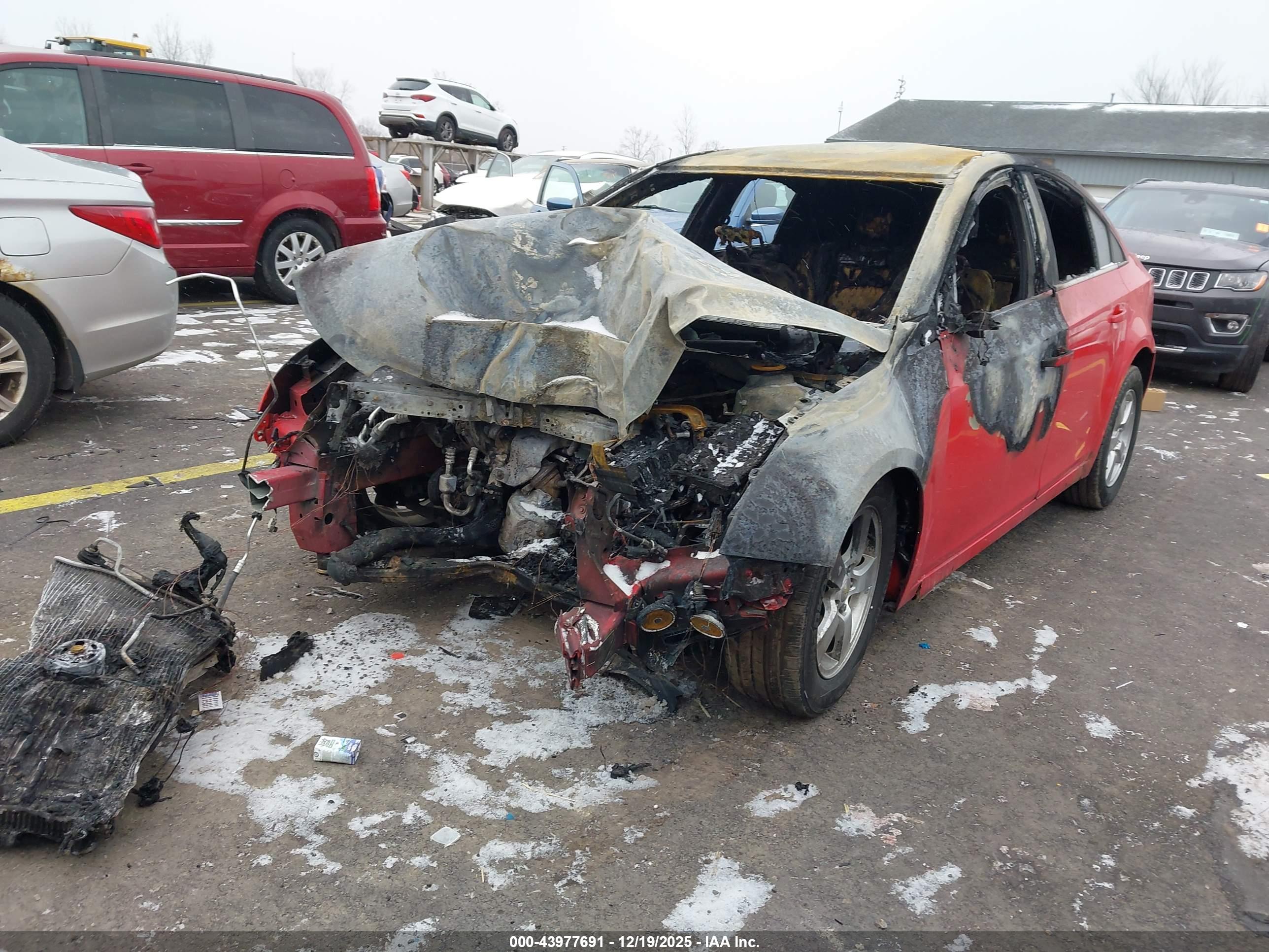 CHEVROLET CRUZE image 2