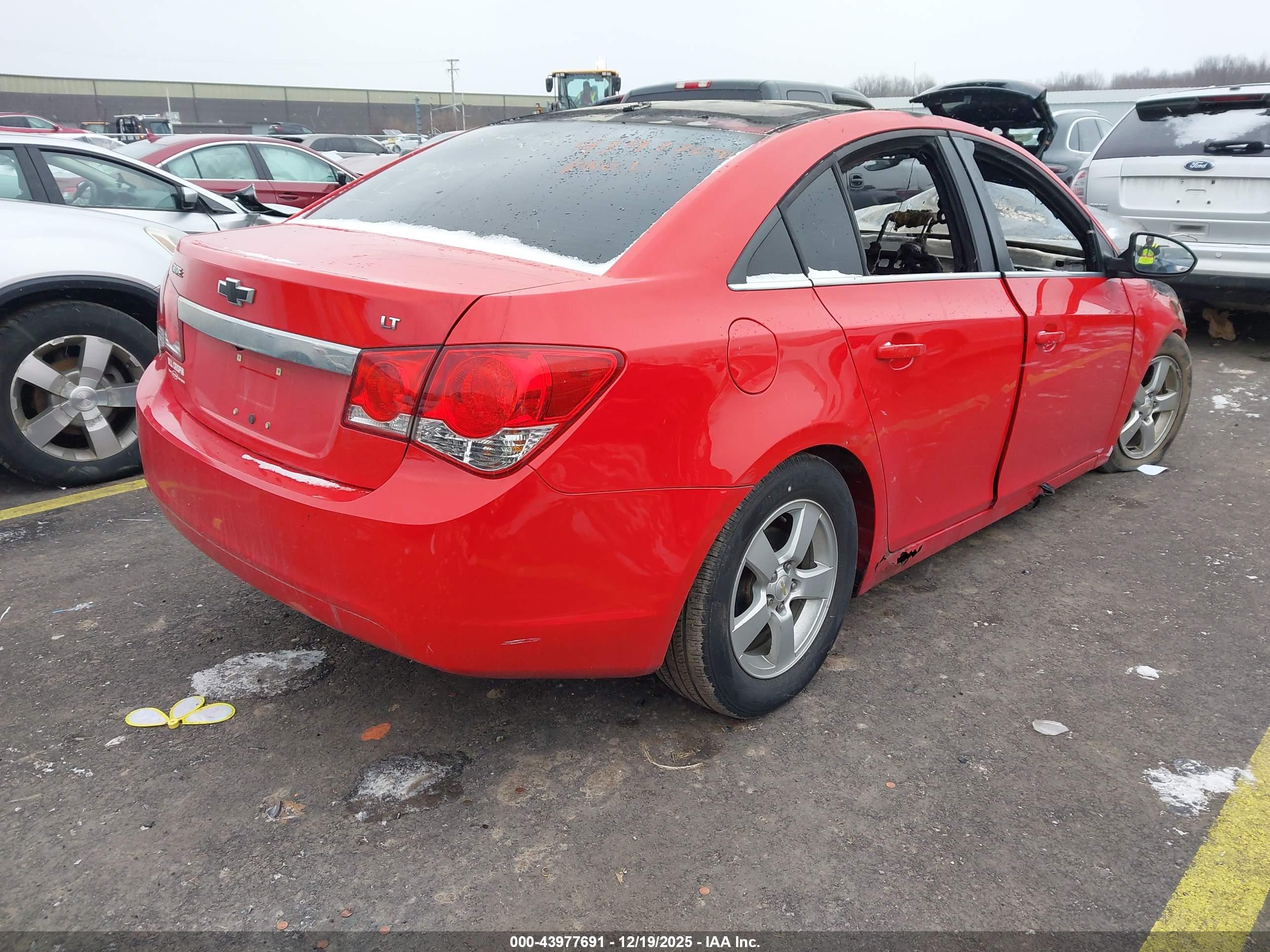 CHEVROLET CRUZE image 4