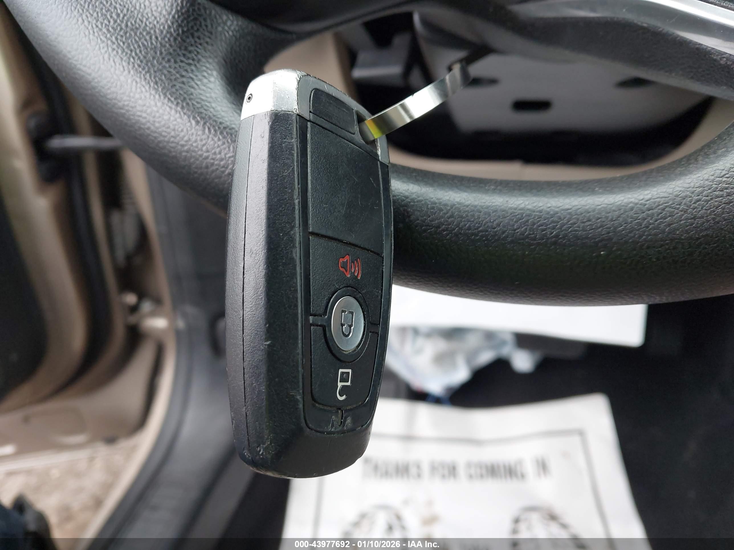 FORD ESCAPE image 11
