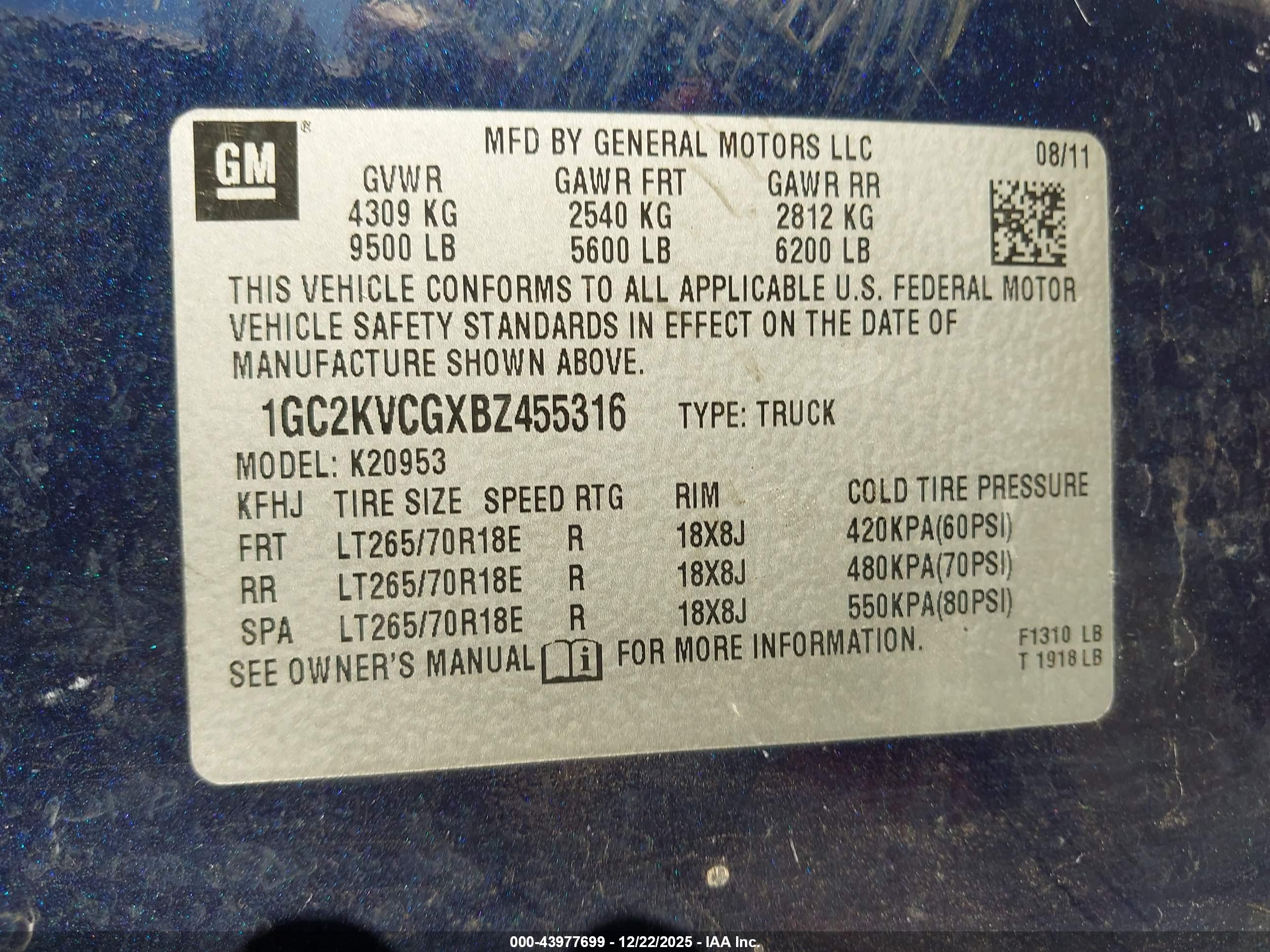 CHEVROLET SILVERADO image 9