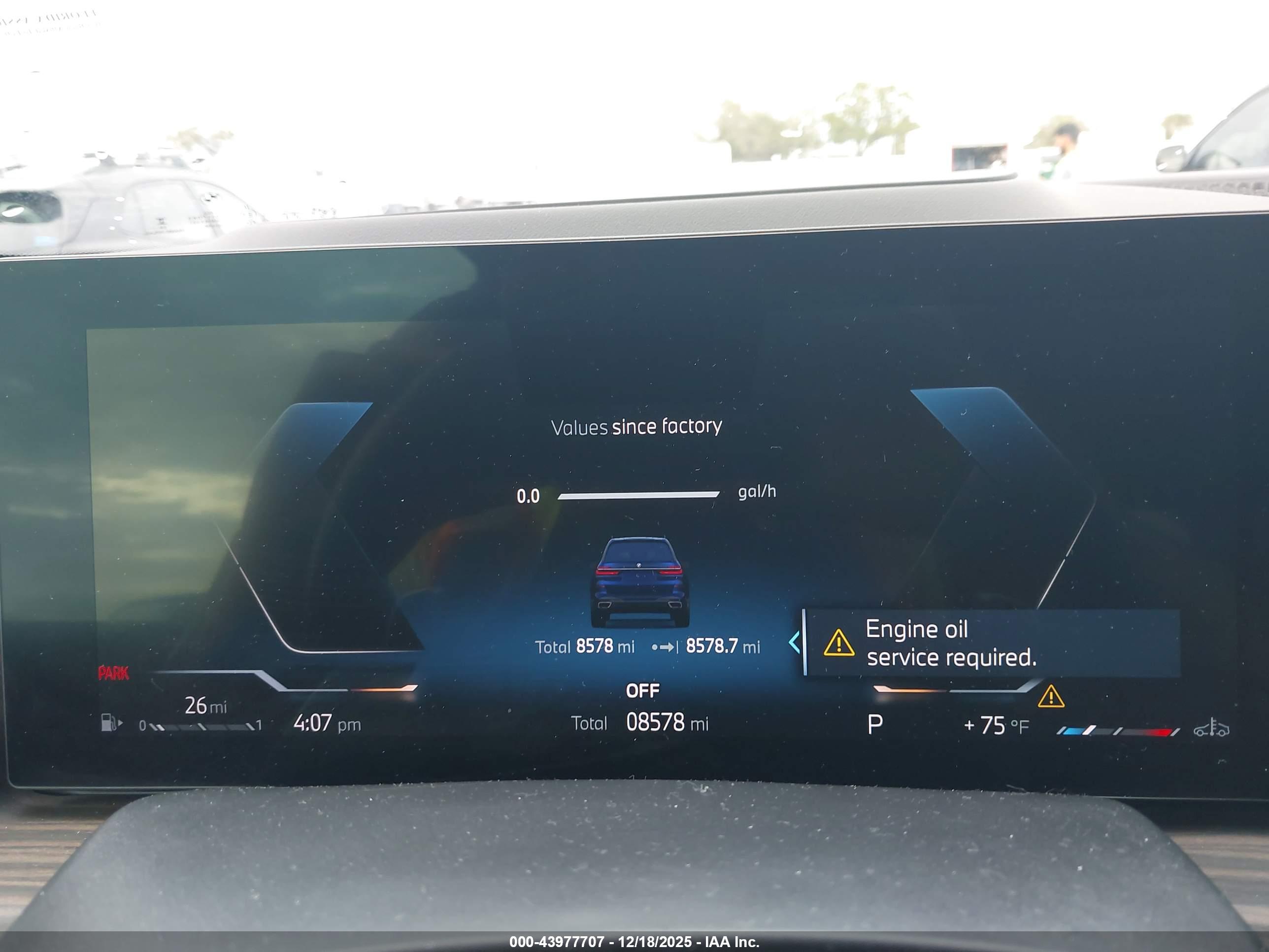 BMW X7 image 7