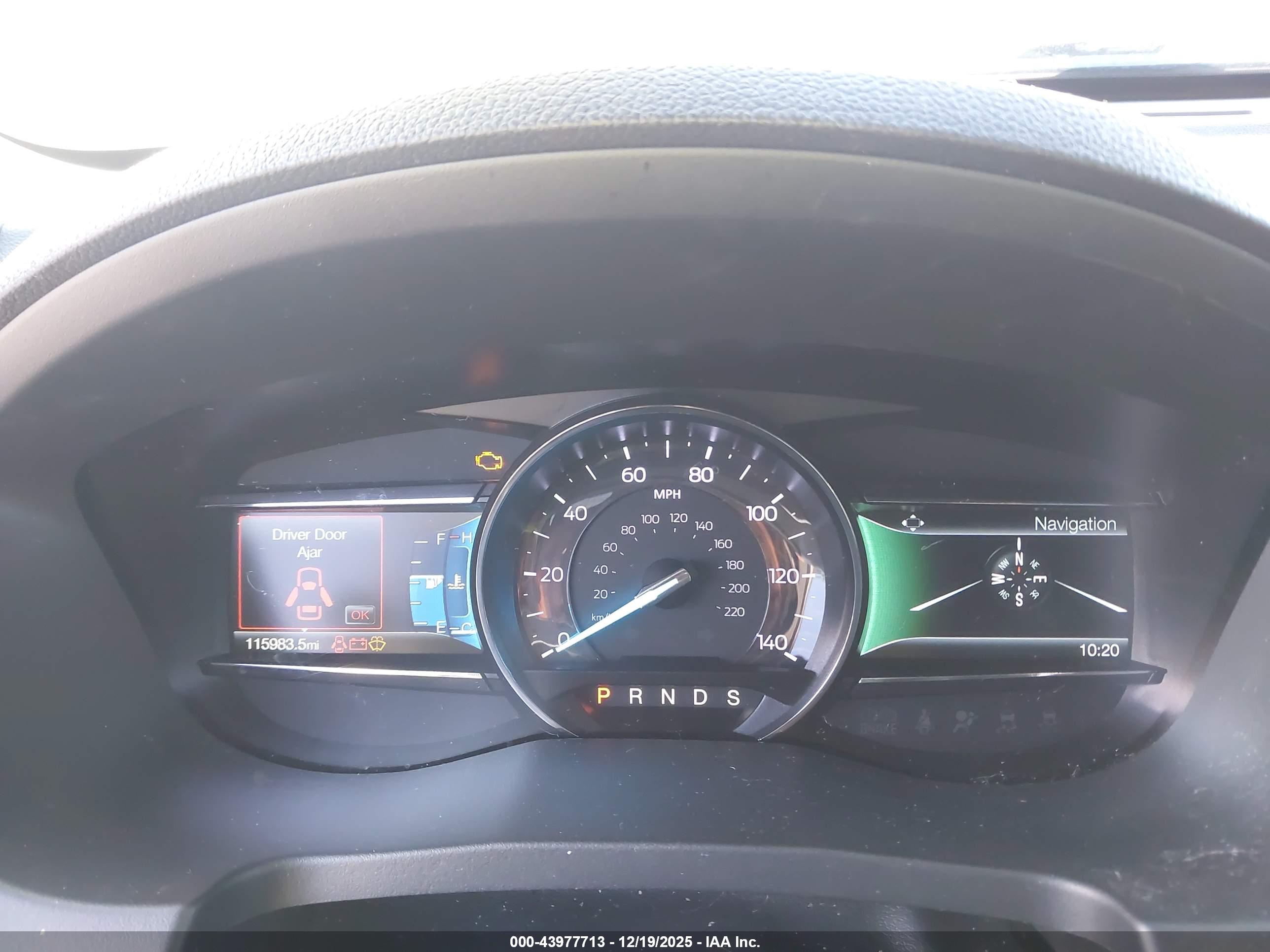 FORD EXPLORER image 7