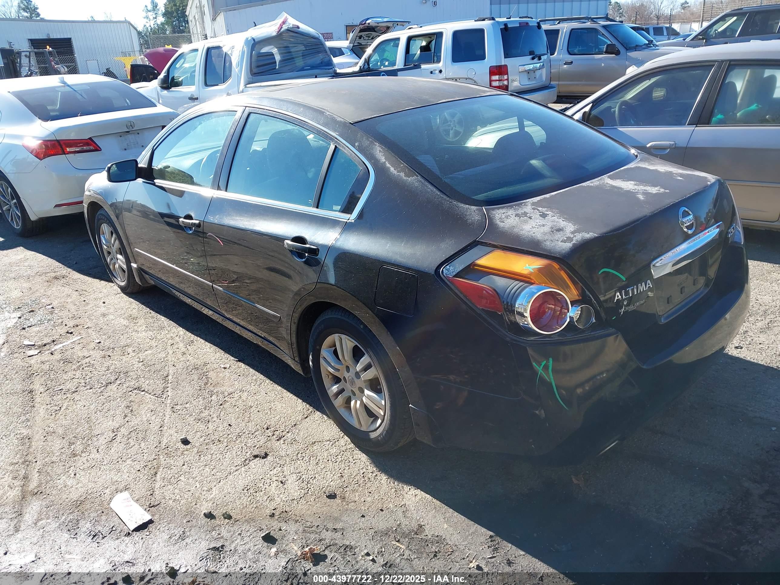 NISSAN ALTIMA image 3