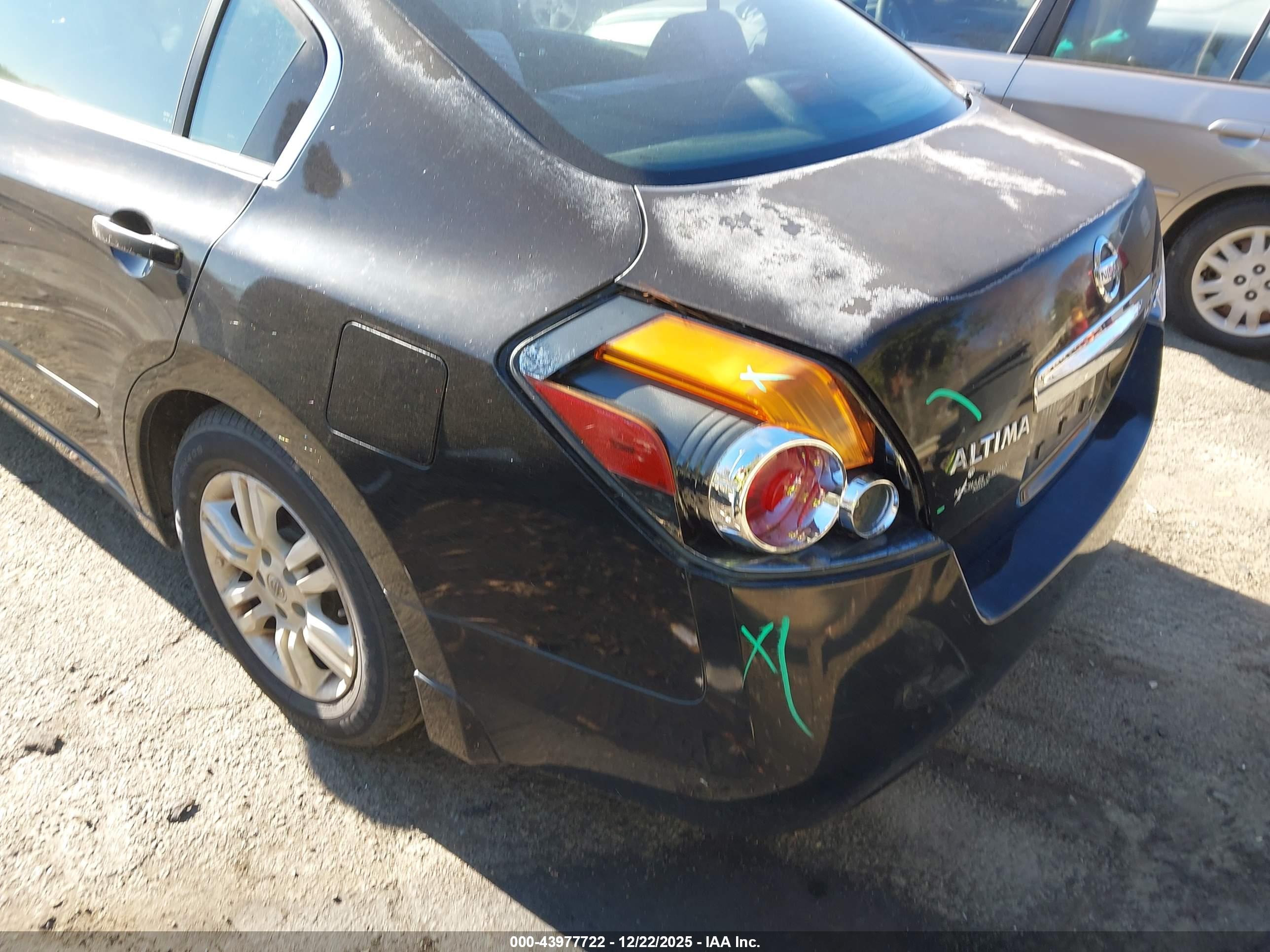 NISSAN ALTIMA image 6