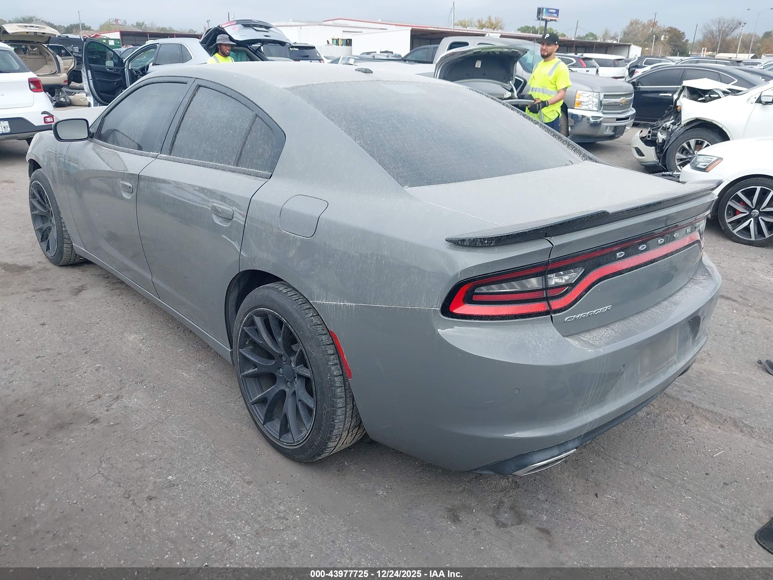 DODGE CHARGER image 3