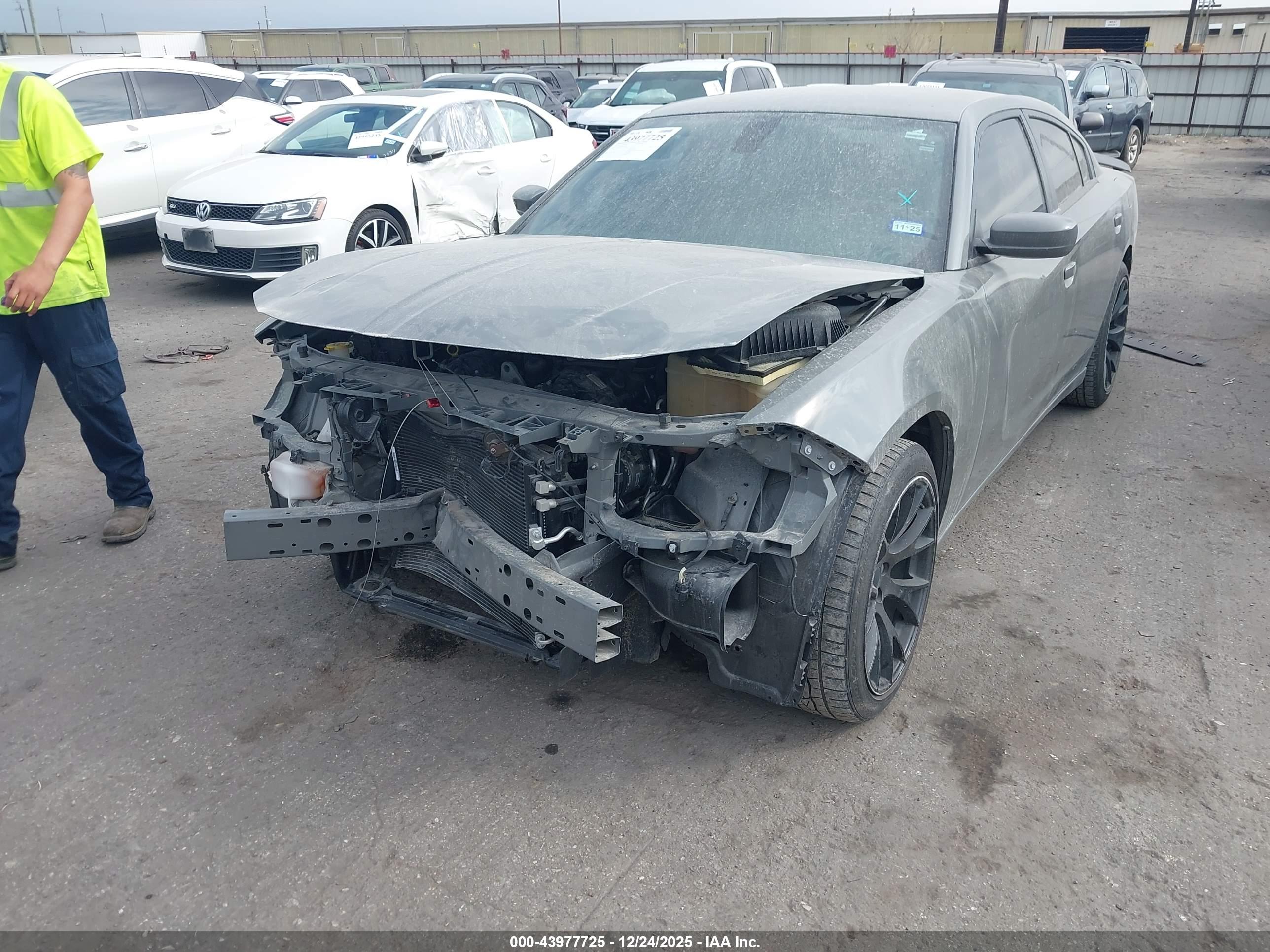 DODGE CHARGER image 6
