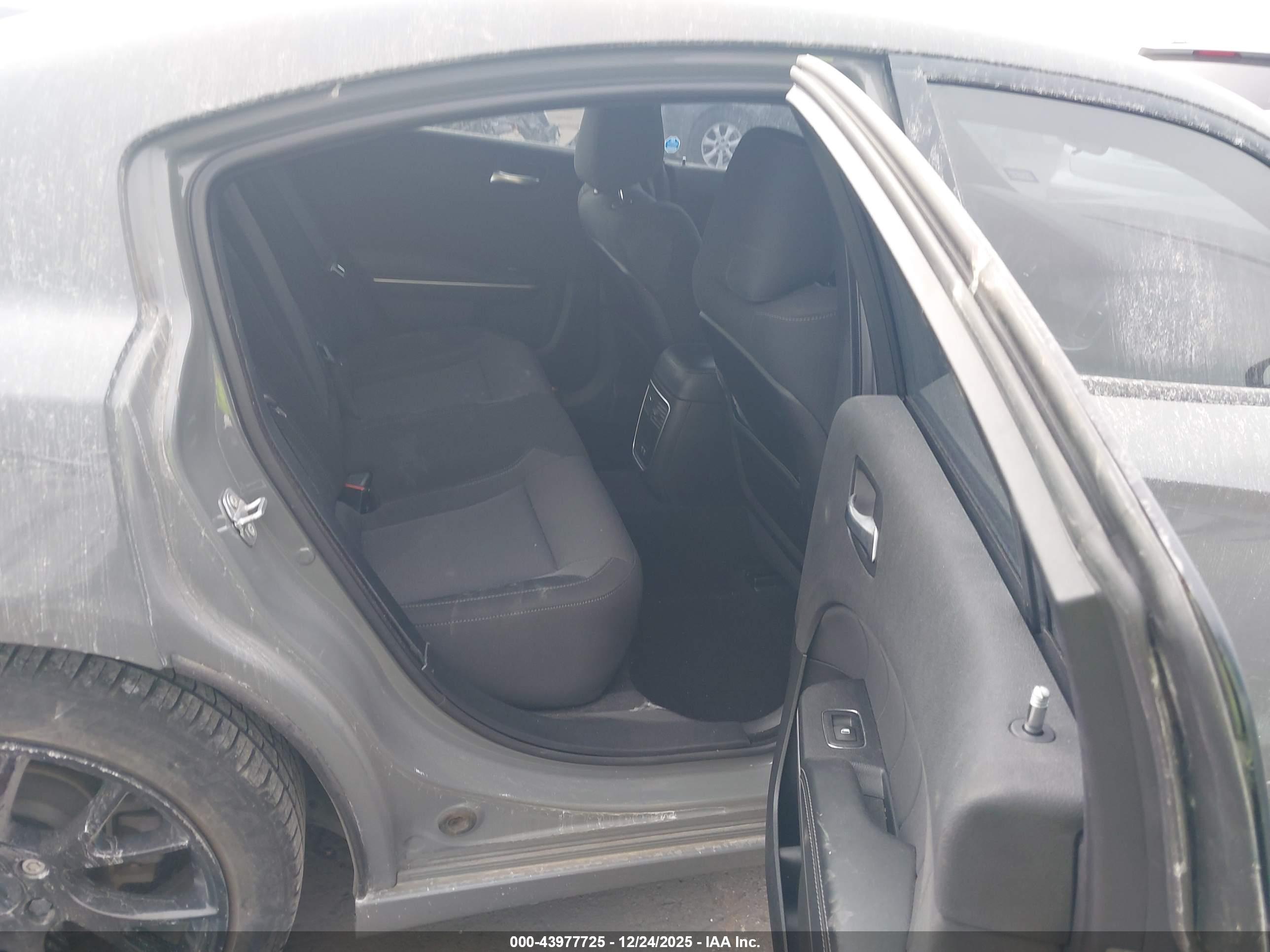DODGE CHARGER image 8