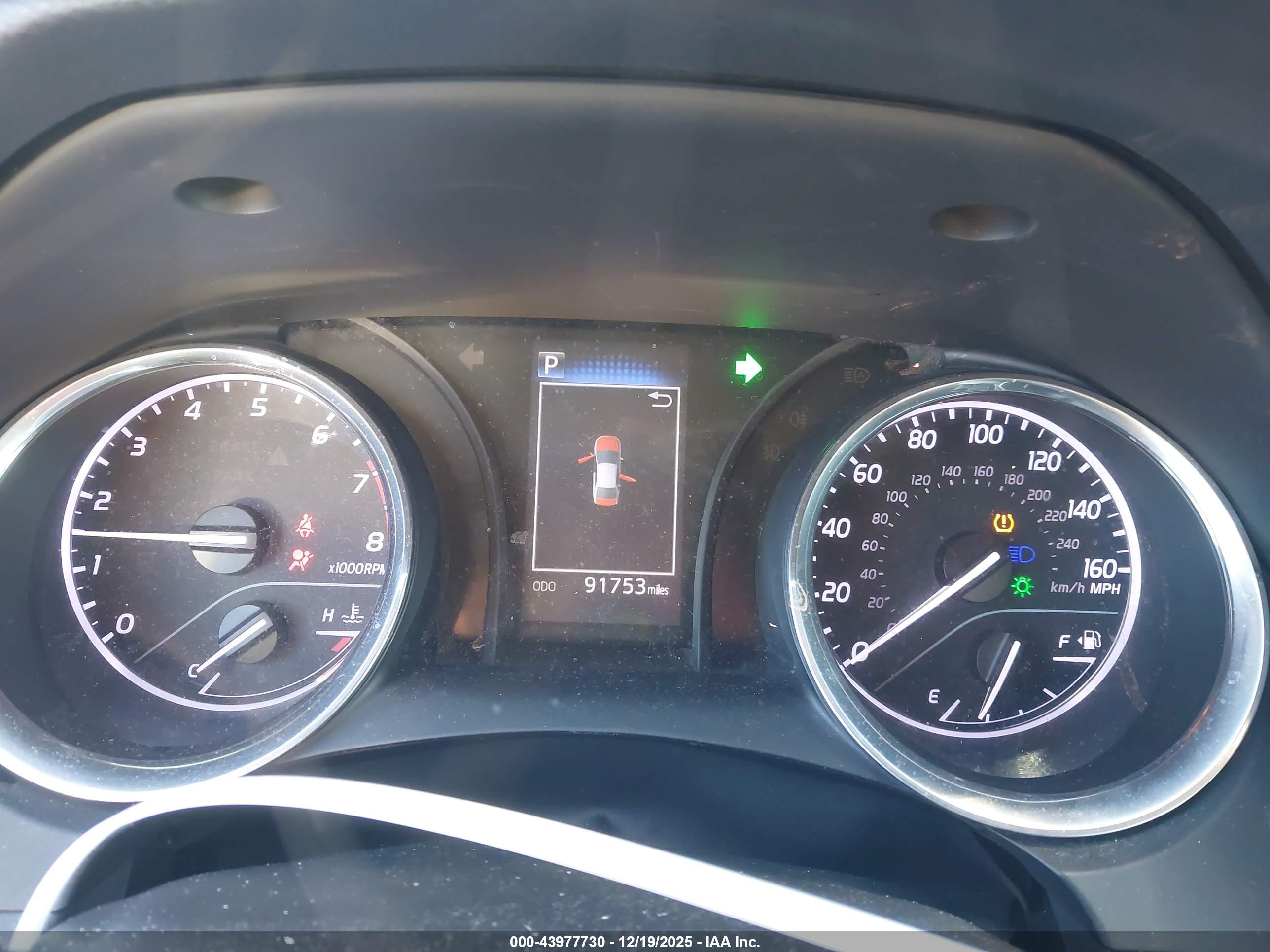 TOYOTA CAMRY image 7