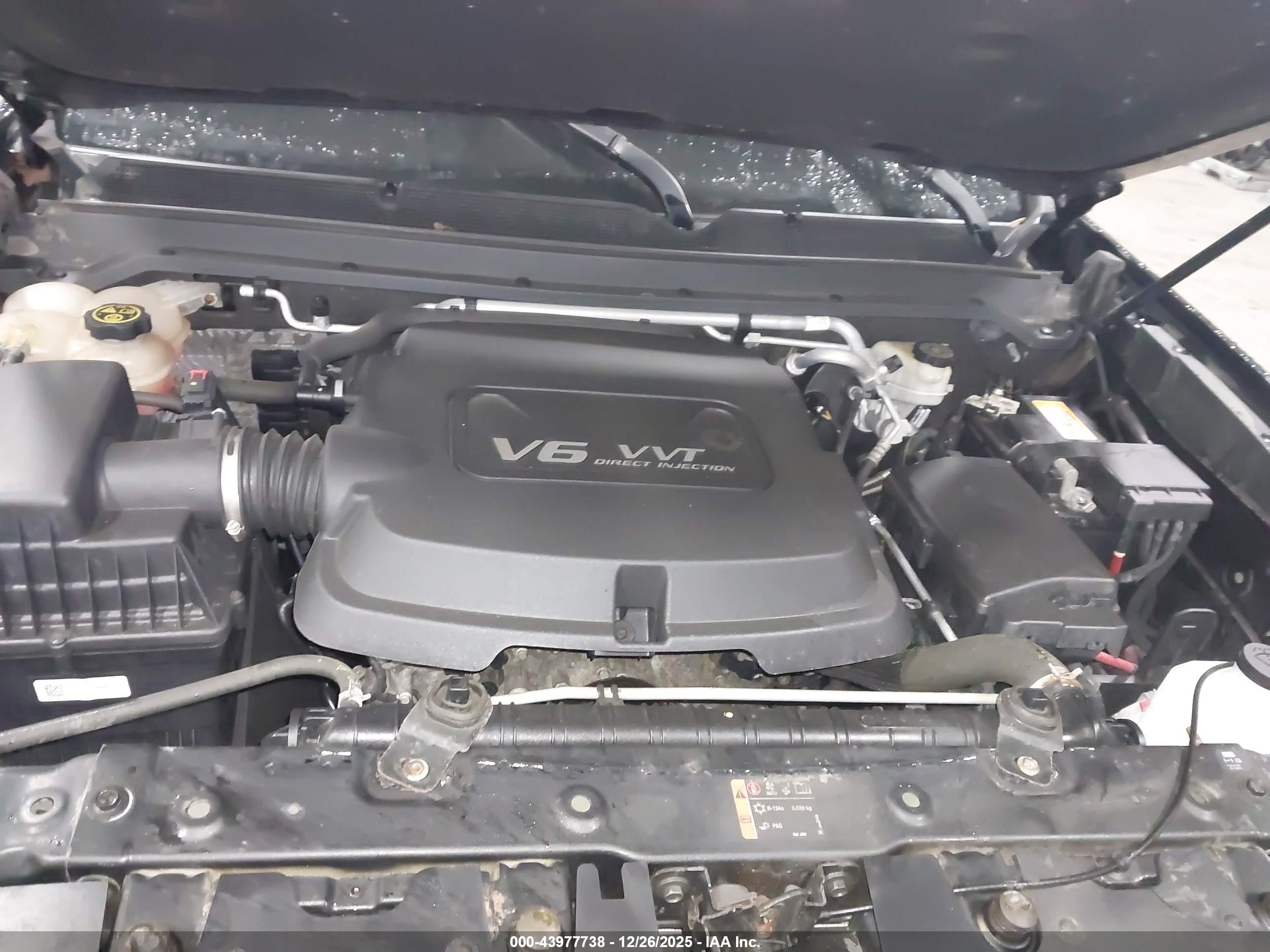 CHEVROLET COLORADO image 10