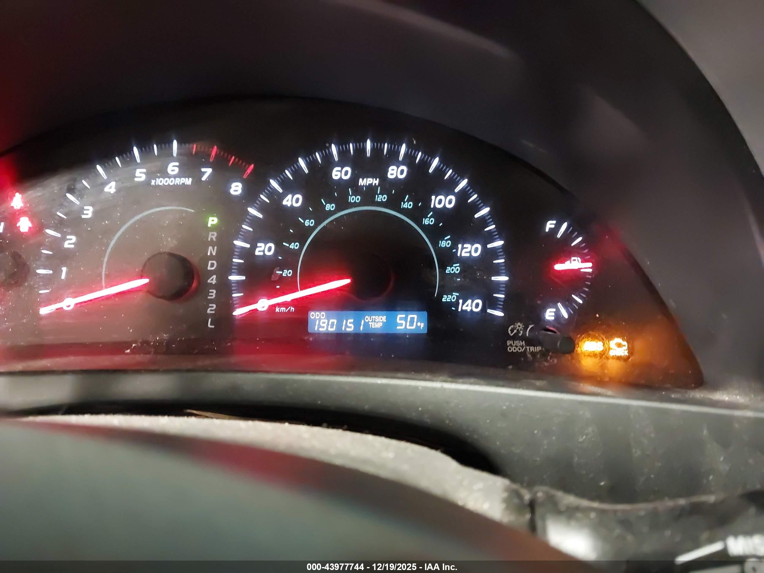 TOYOTA CAMRY image 7