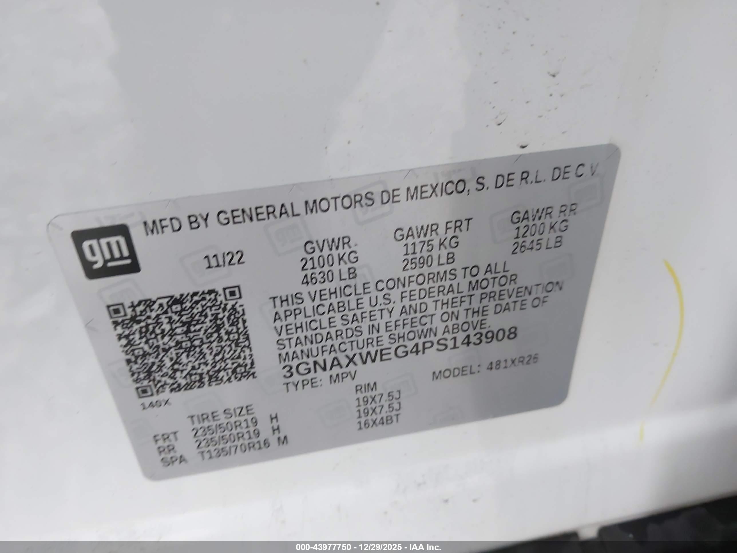 CHEVROLET EQUINOX image 9