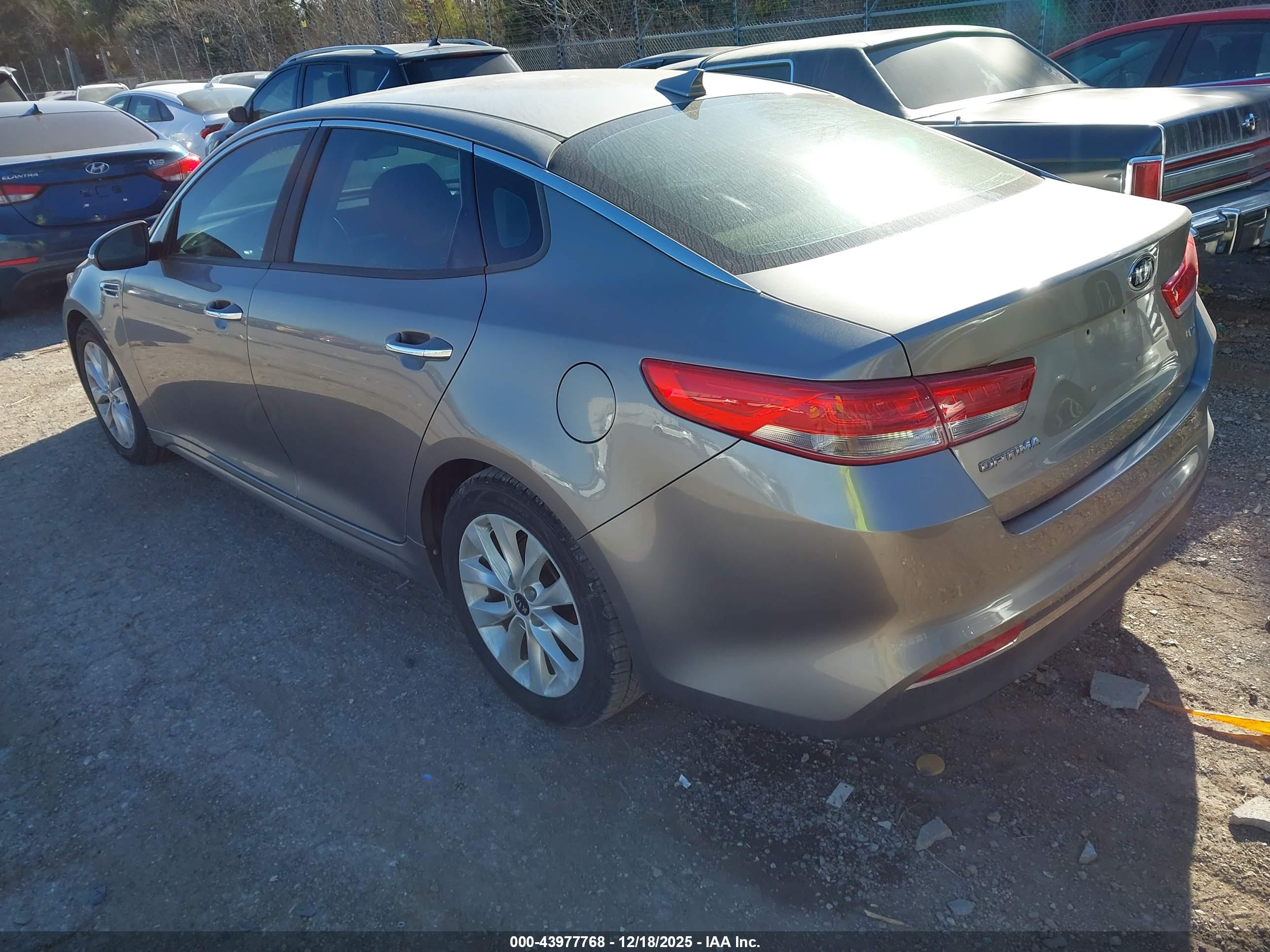 KIA OPTIMA image 3