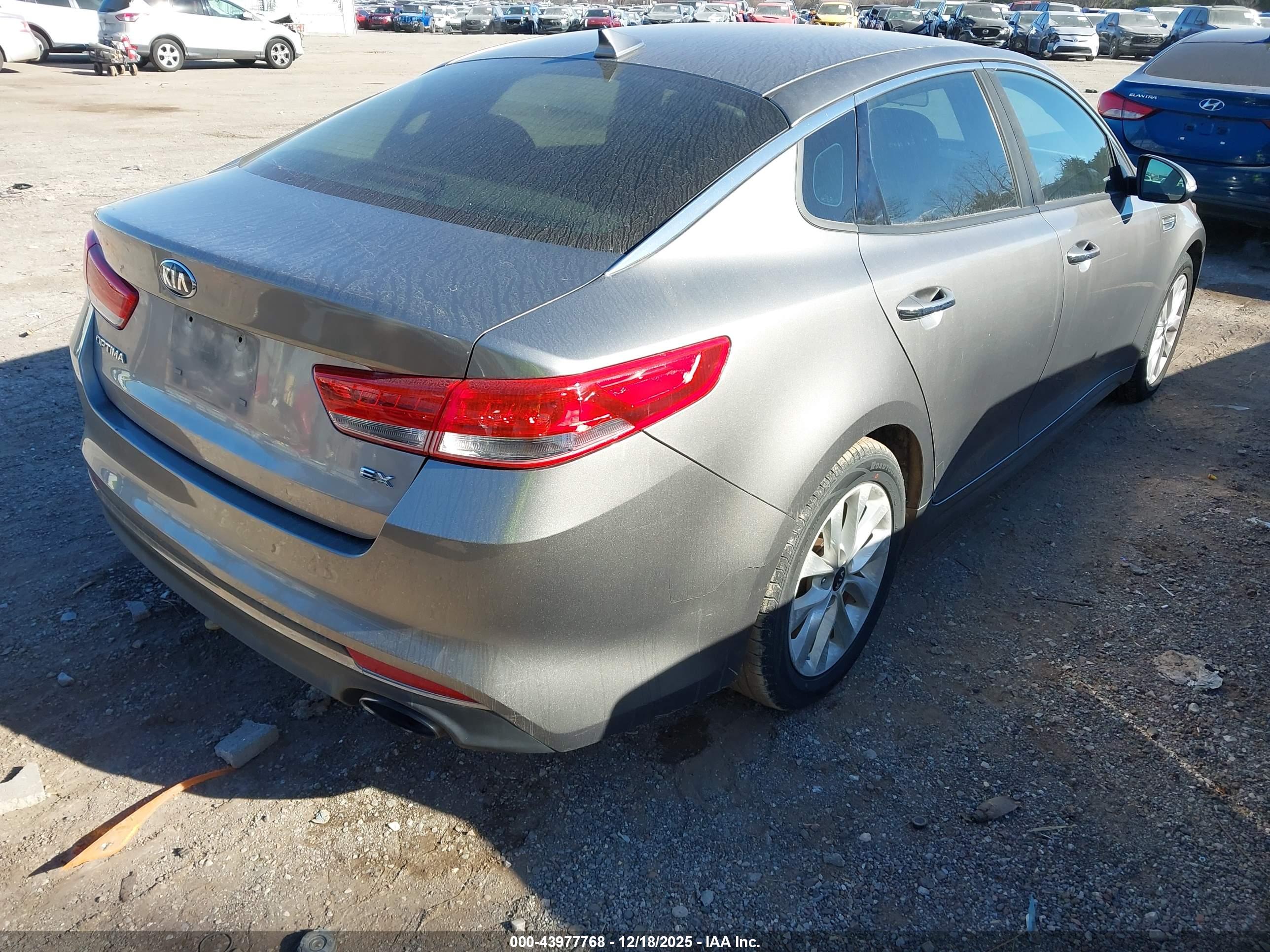 KIA OPTIMA image 4