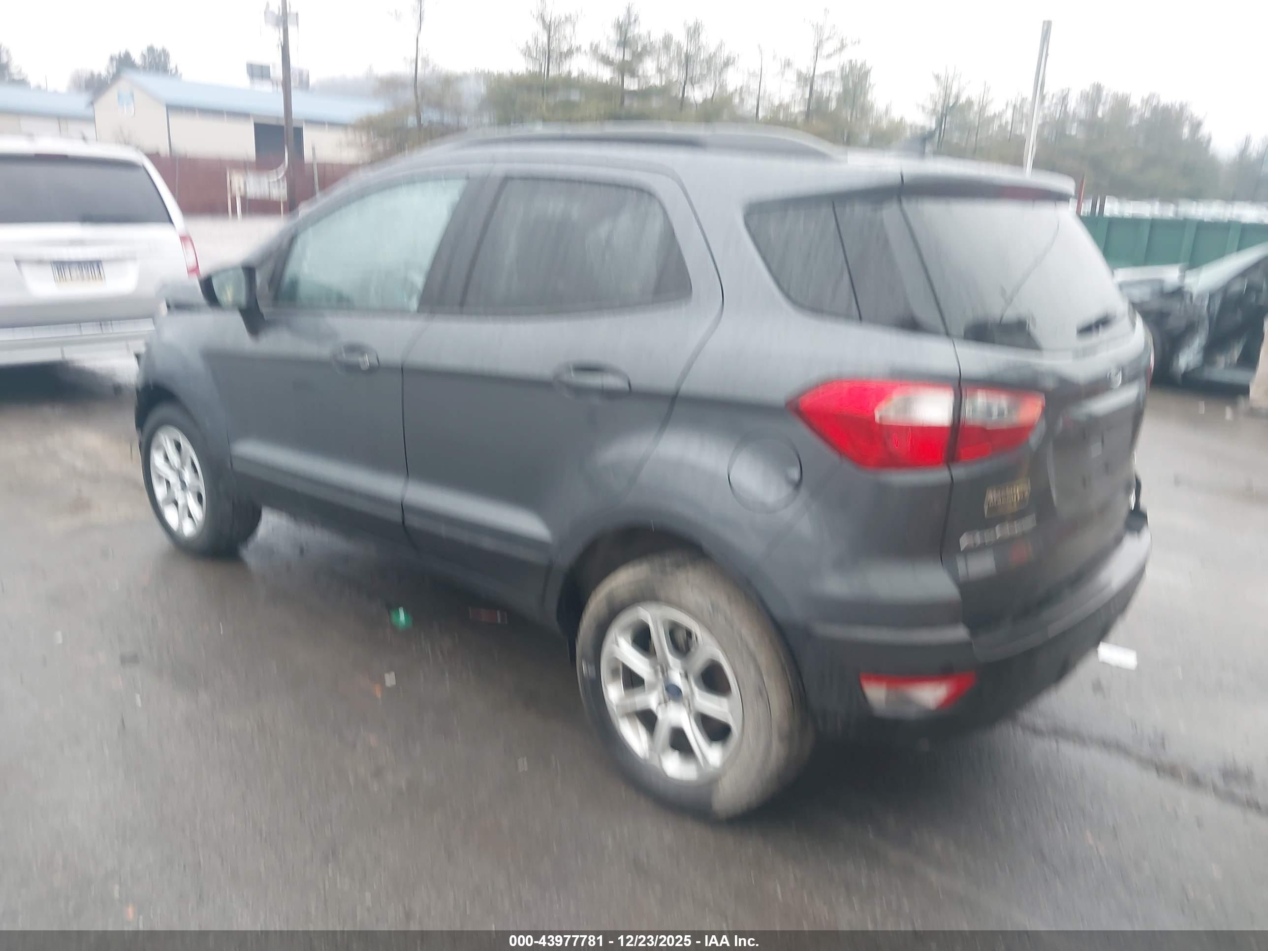 FORD ECOSPORT image 3