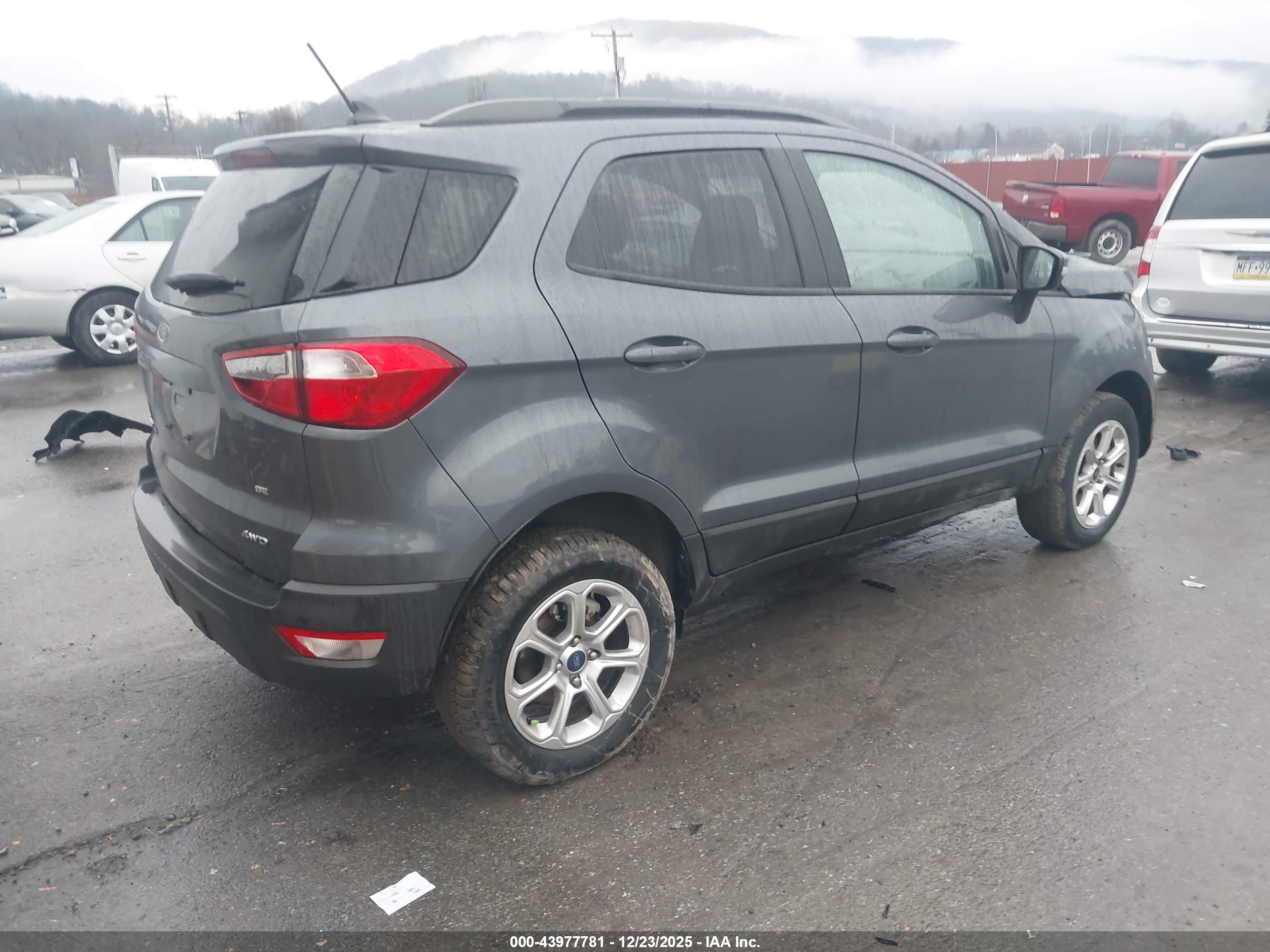 FORD ECOSPORT image 4