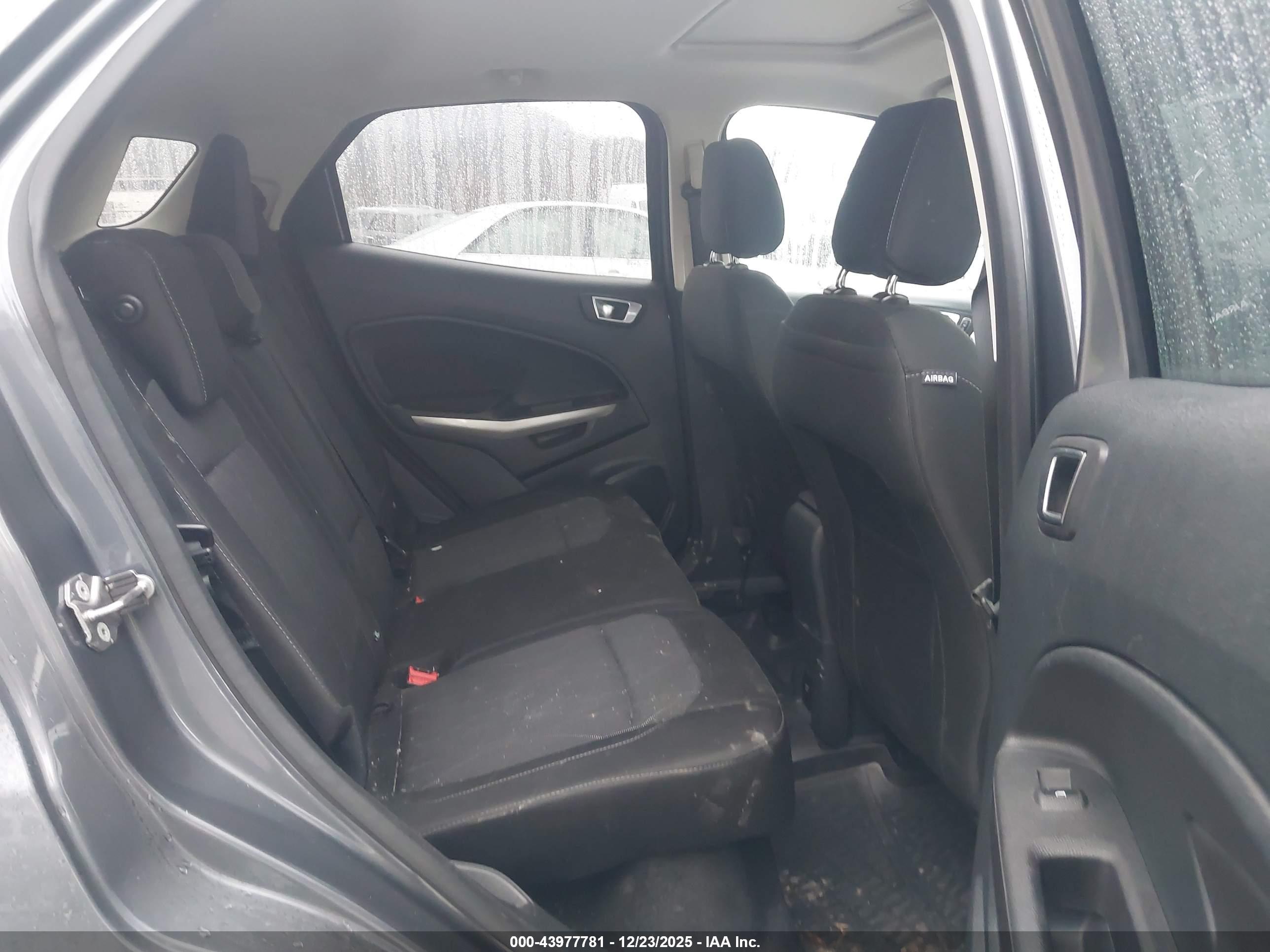 FORD ECOSPORT image 8