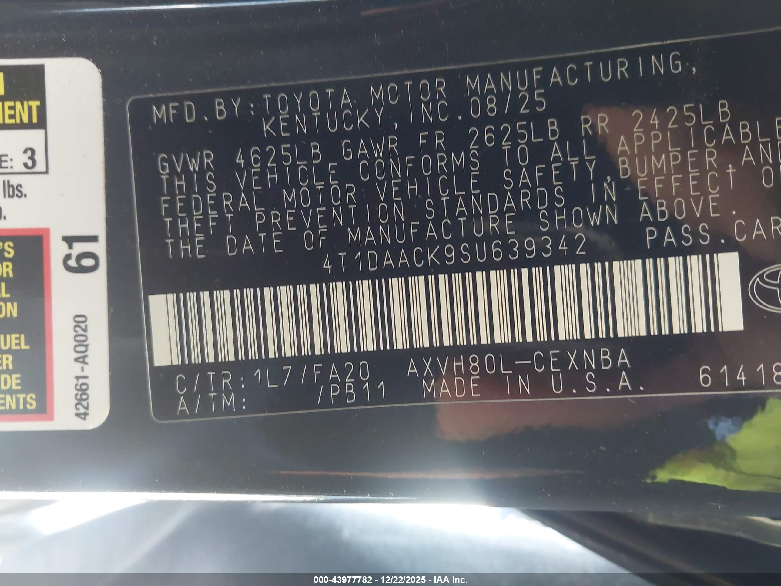 TOYOTA CAMRY image 9