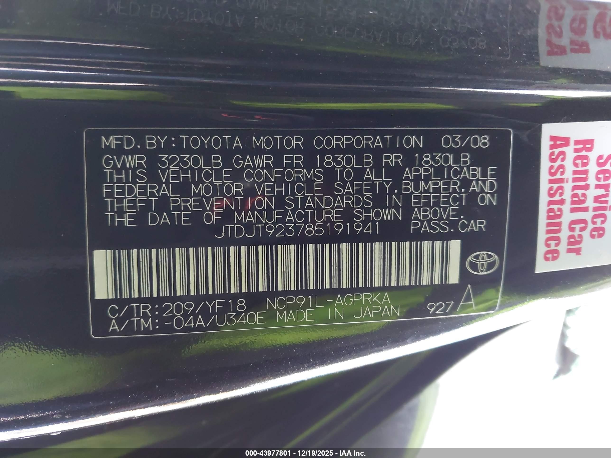 TOYOTA YARIS image 9