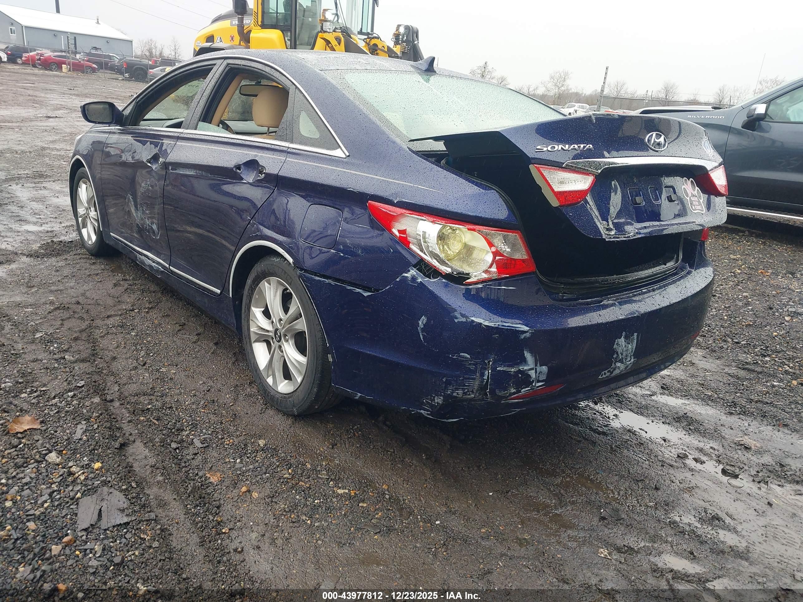 HYUNDAI SONATA image 3
