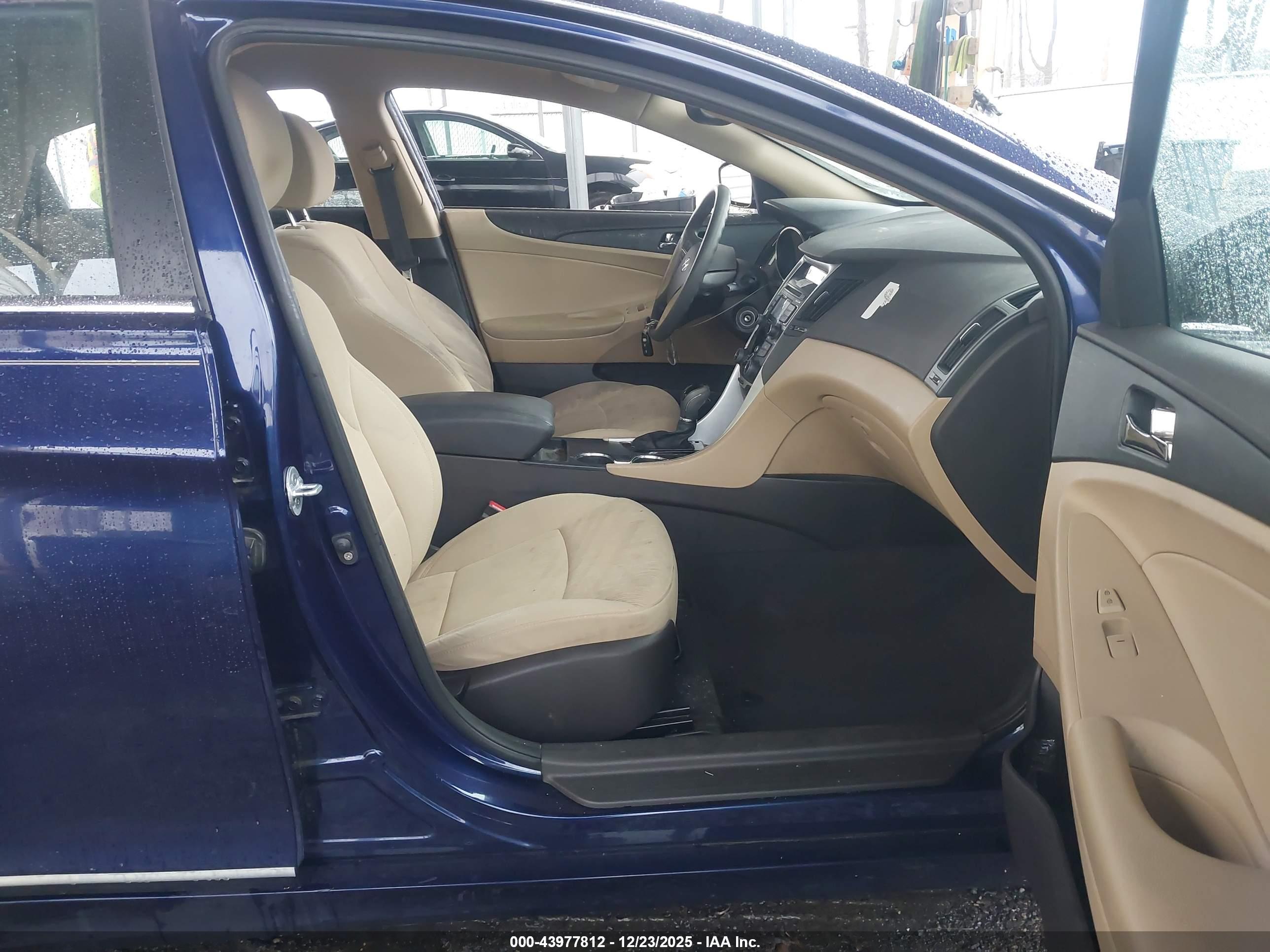 HYUNDAI SONATA image 5