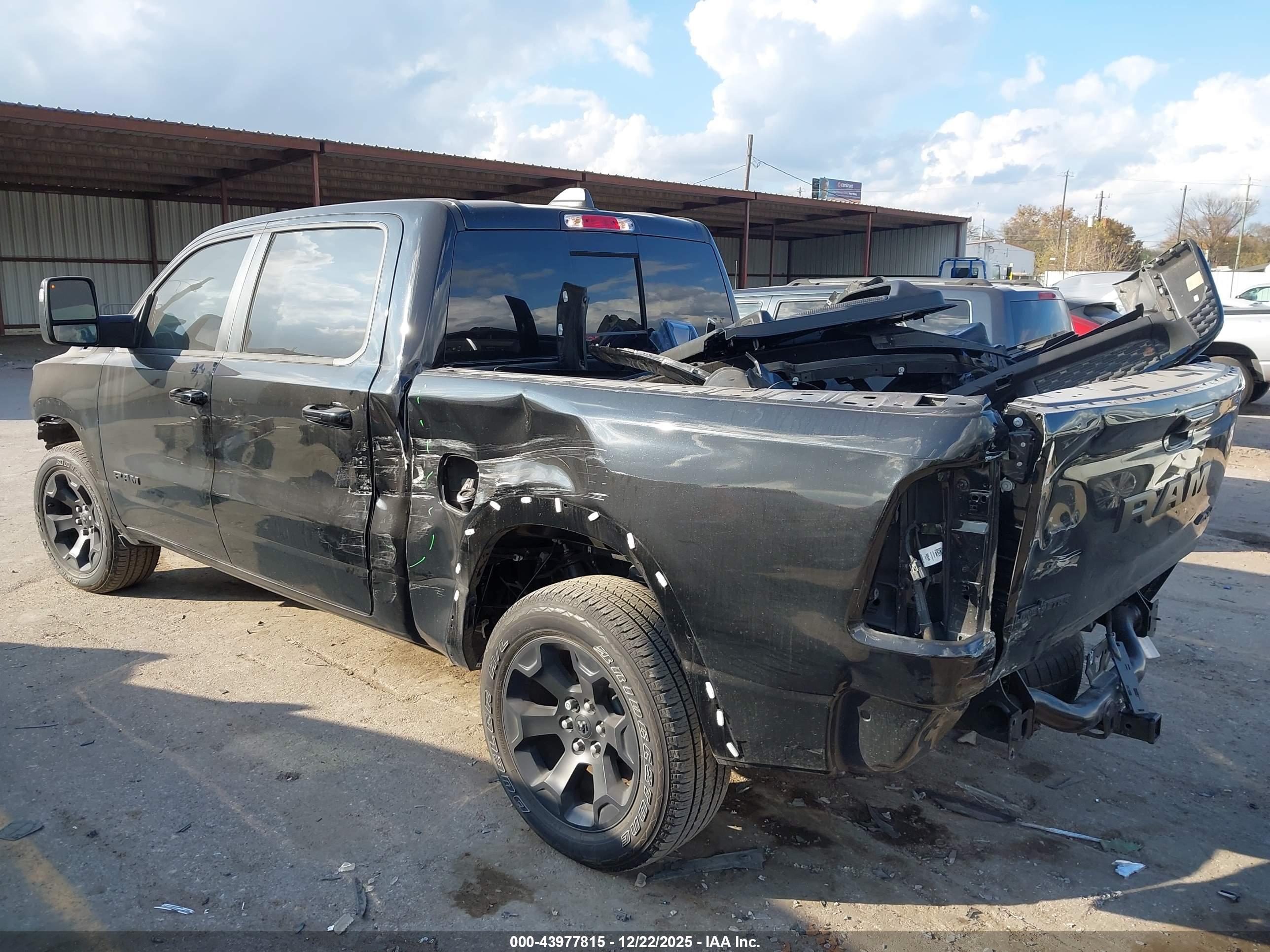 RAM 1500 image 3