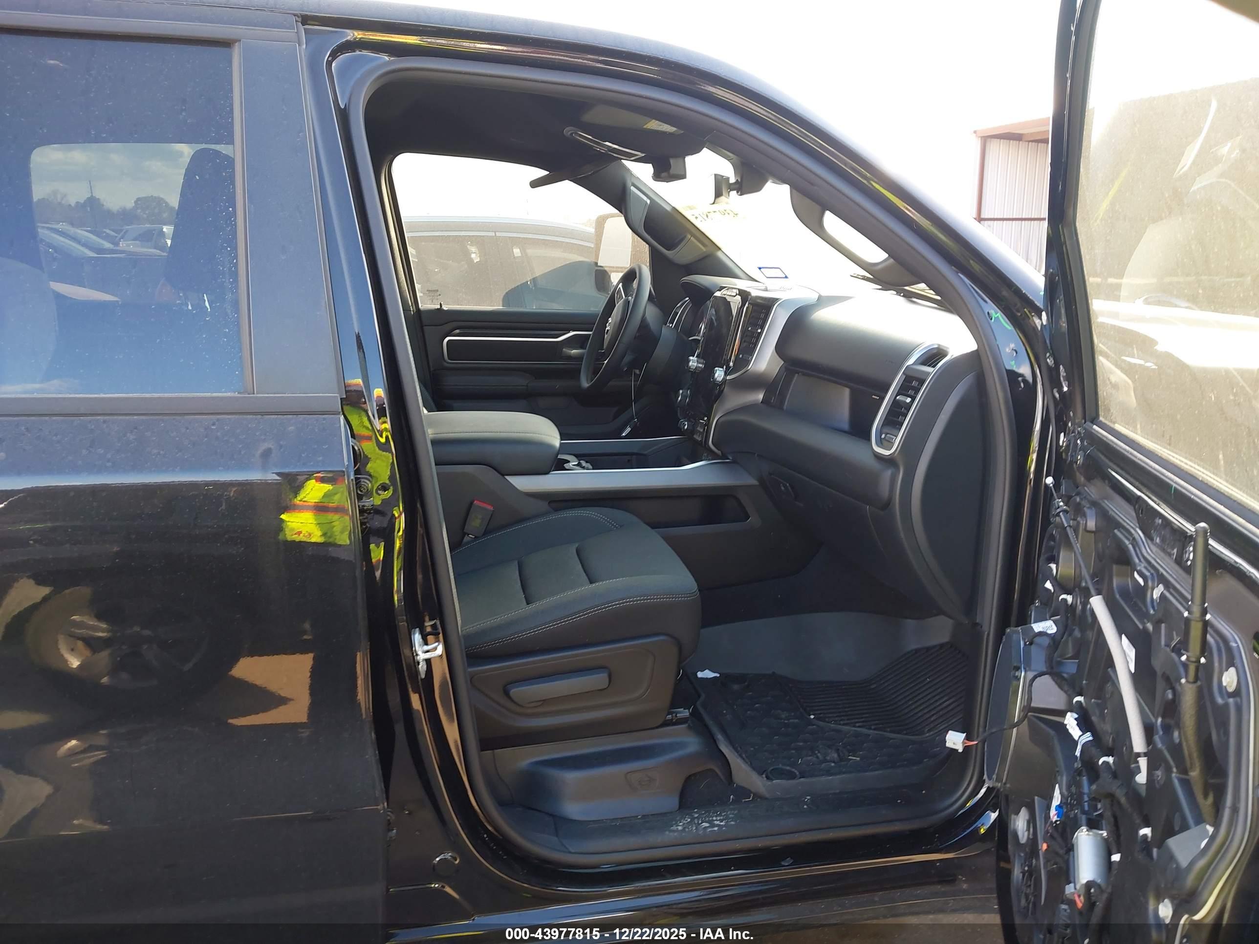 RAM 1500 image 5