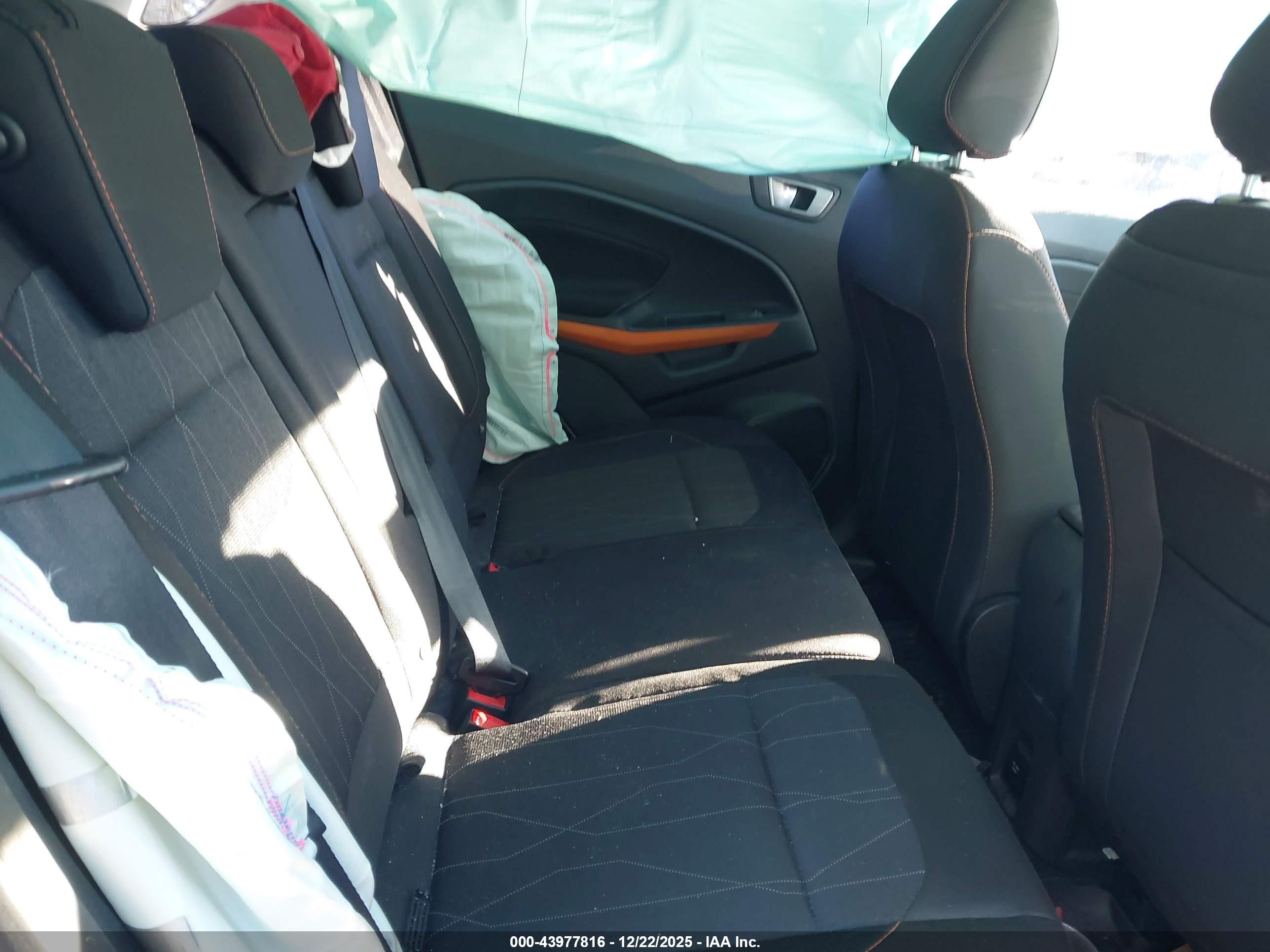 FORD ECOSPORT image 8