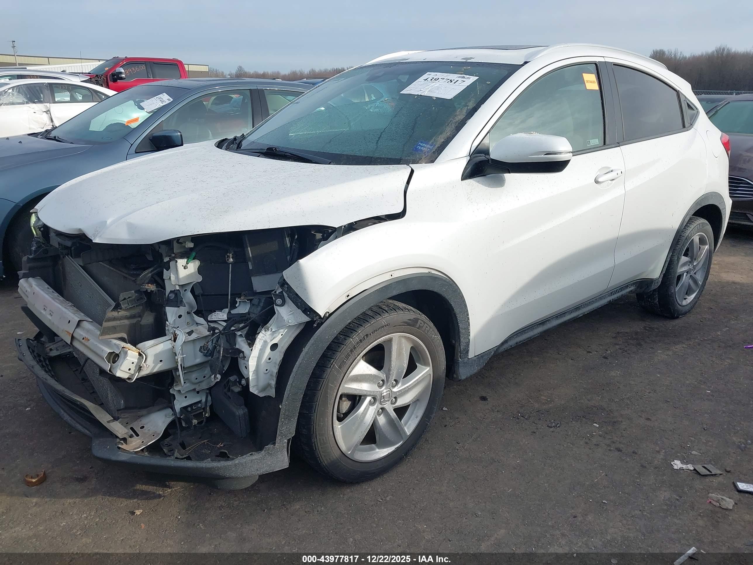 HONDA HR-V image 2