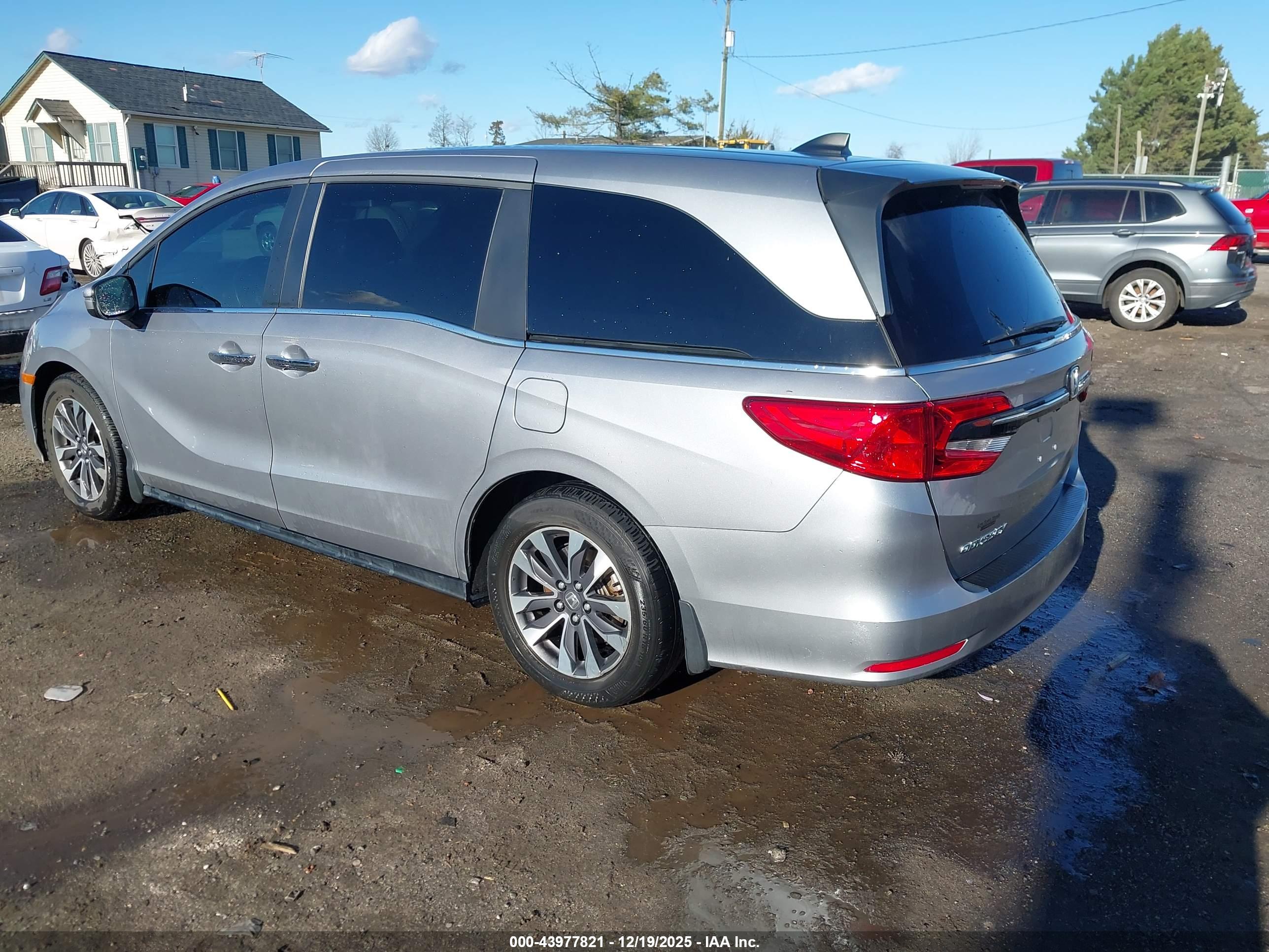 HONDA ODYSSEY image 3