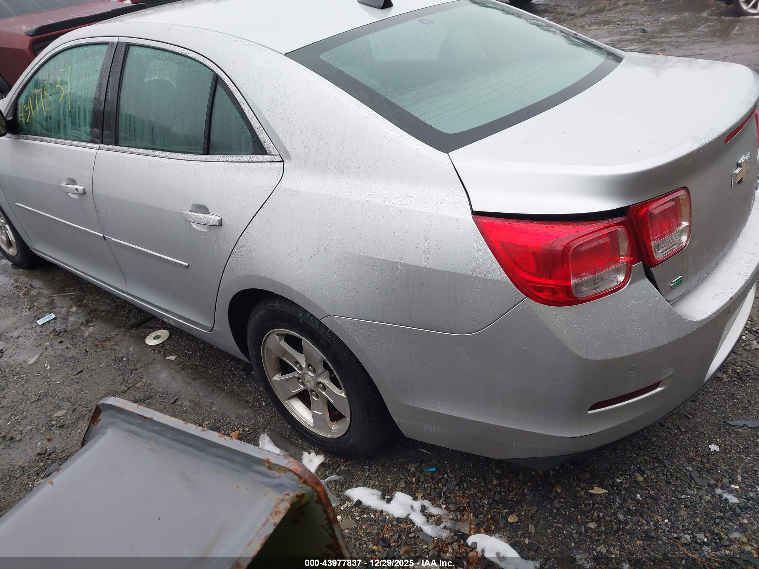 CHEVROLET MALIBU image 3