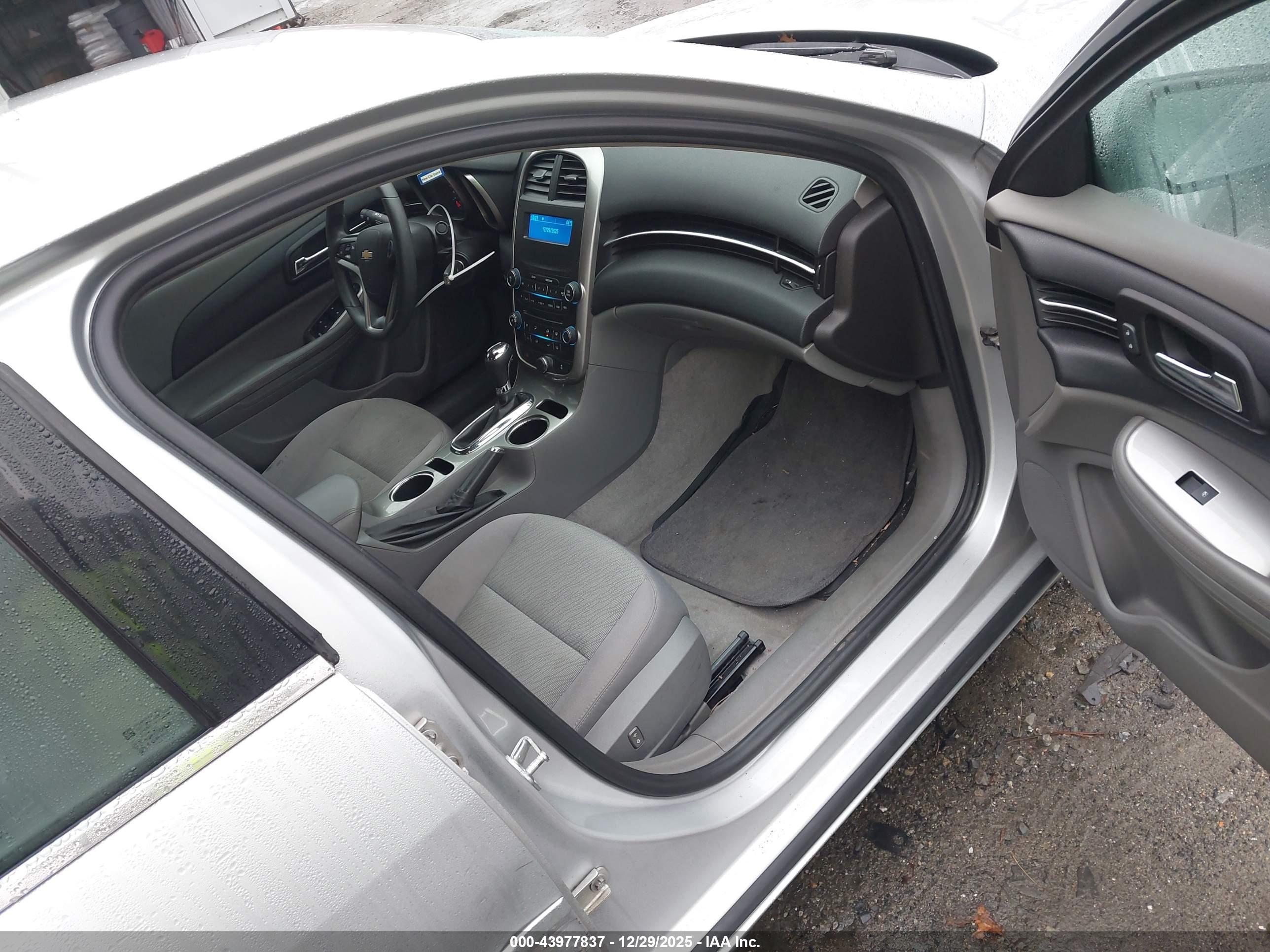 CHEVROLET MALIBU image 5