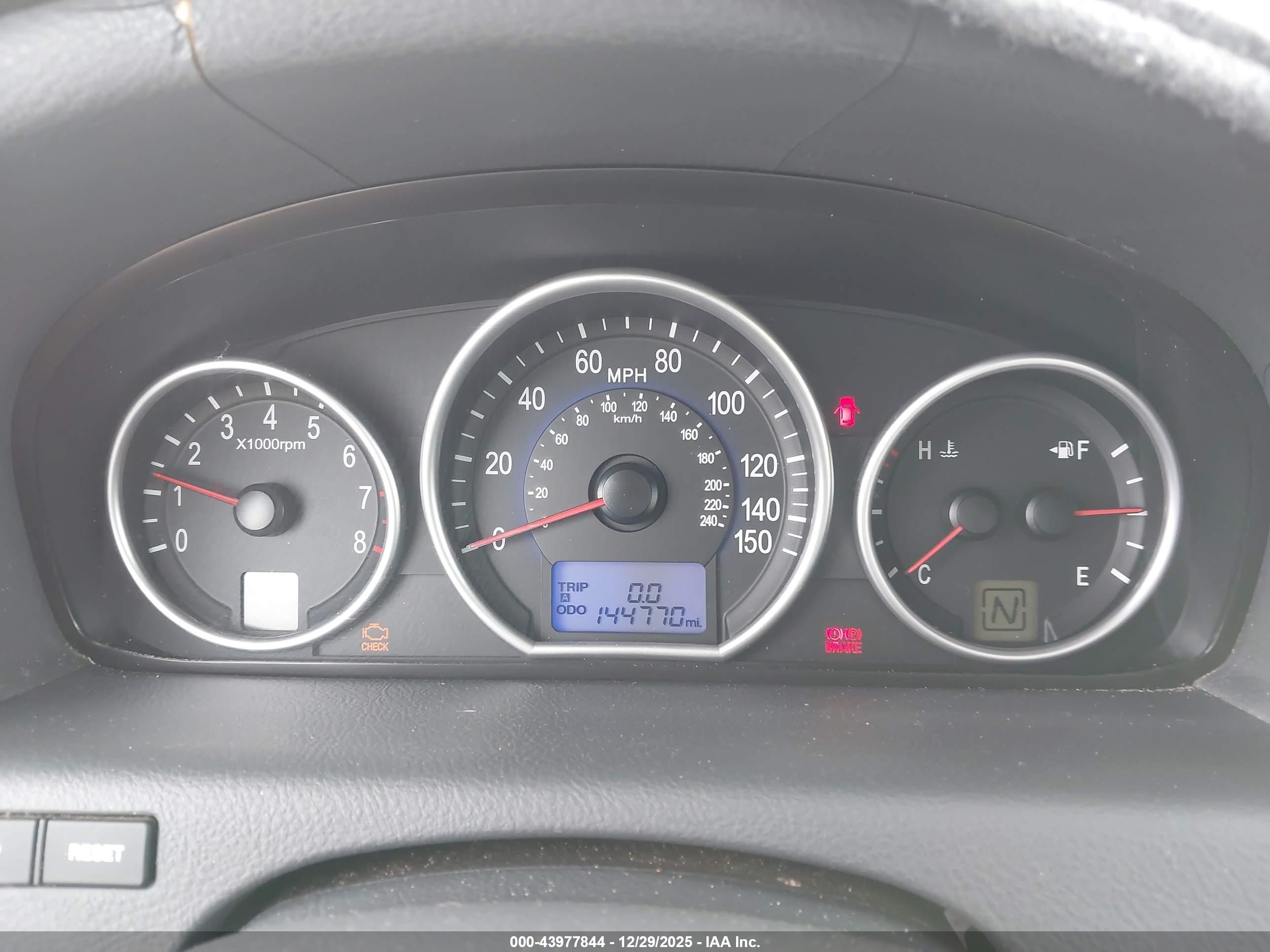 HYUNDAI VERACRUZ image 7
