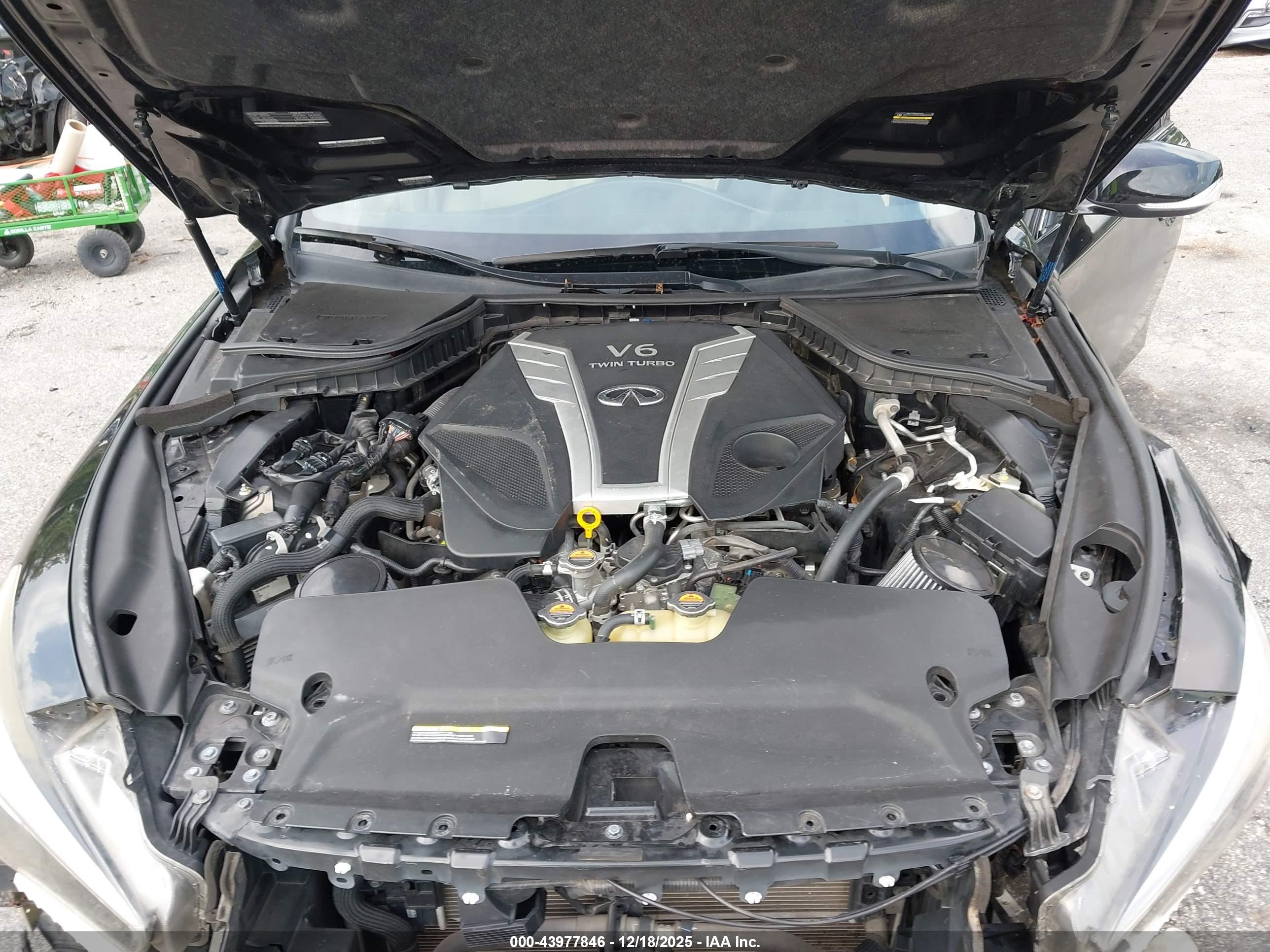 INFINITI Q50 image 10