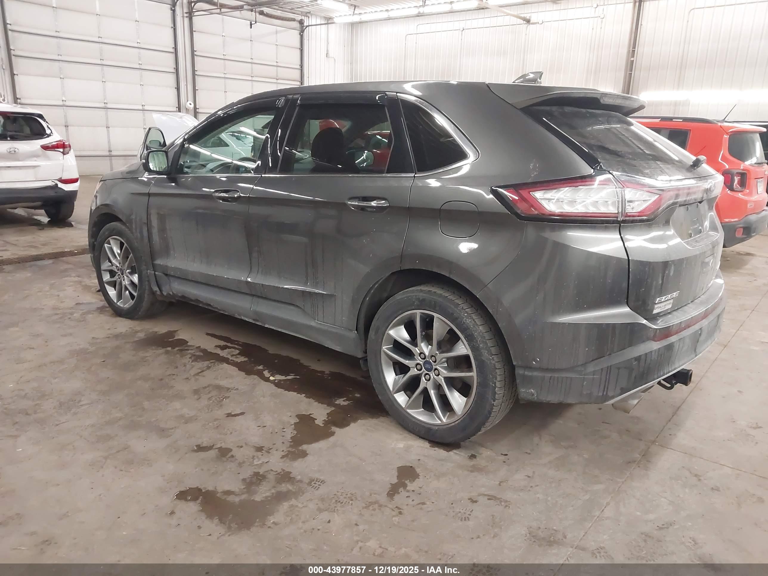 FORD EDGE image 3