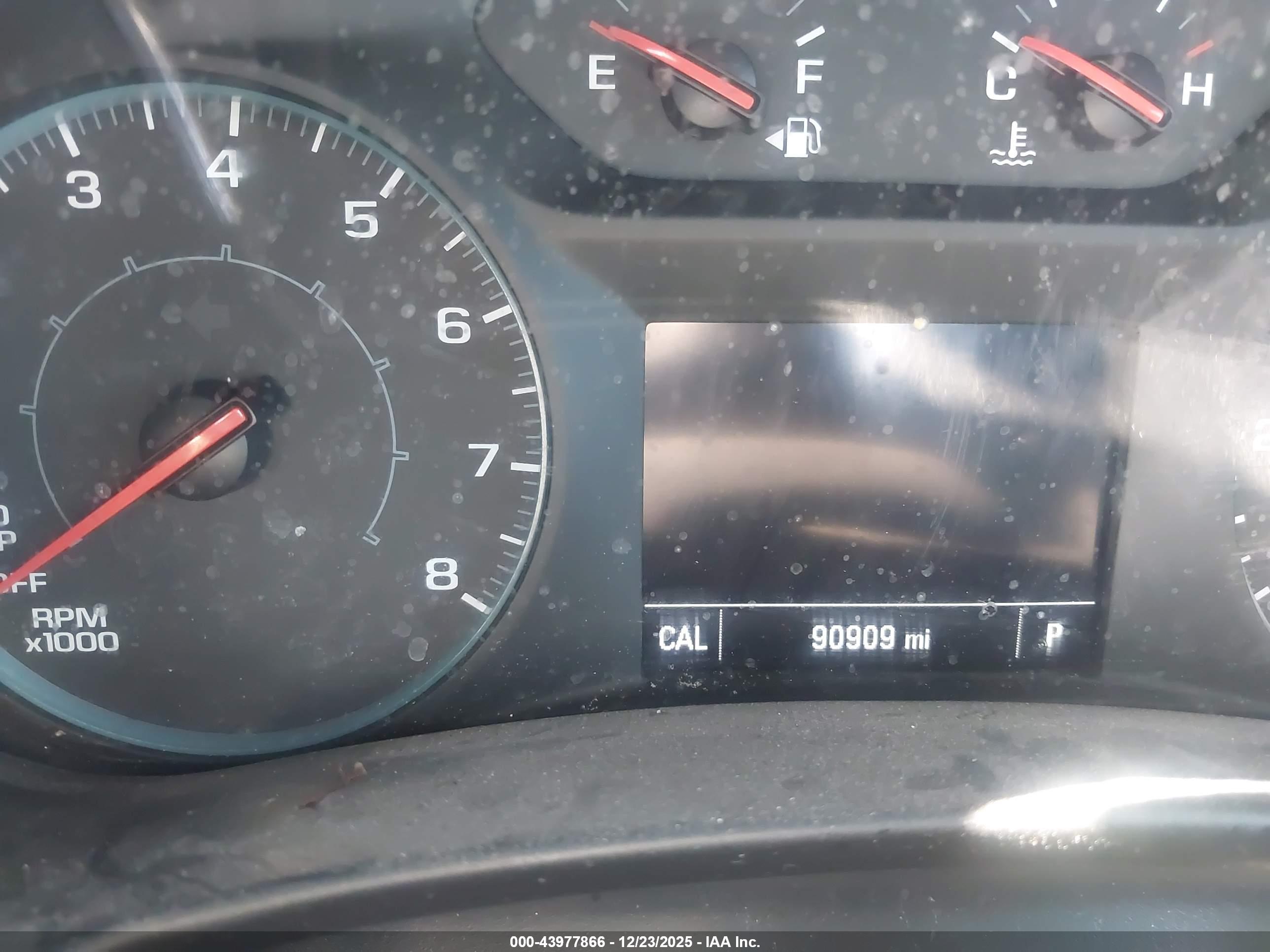CHEVROLET EQUINOX image 7