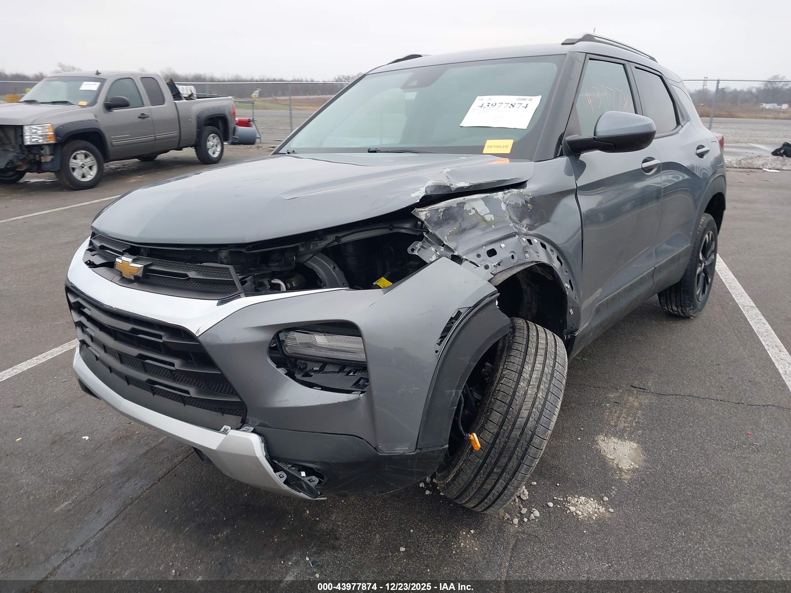 CHEVROLET TRAILBLAZER image 6