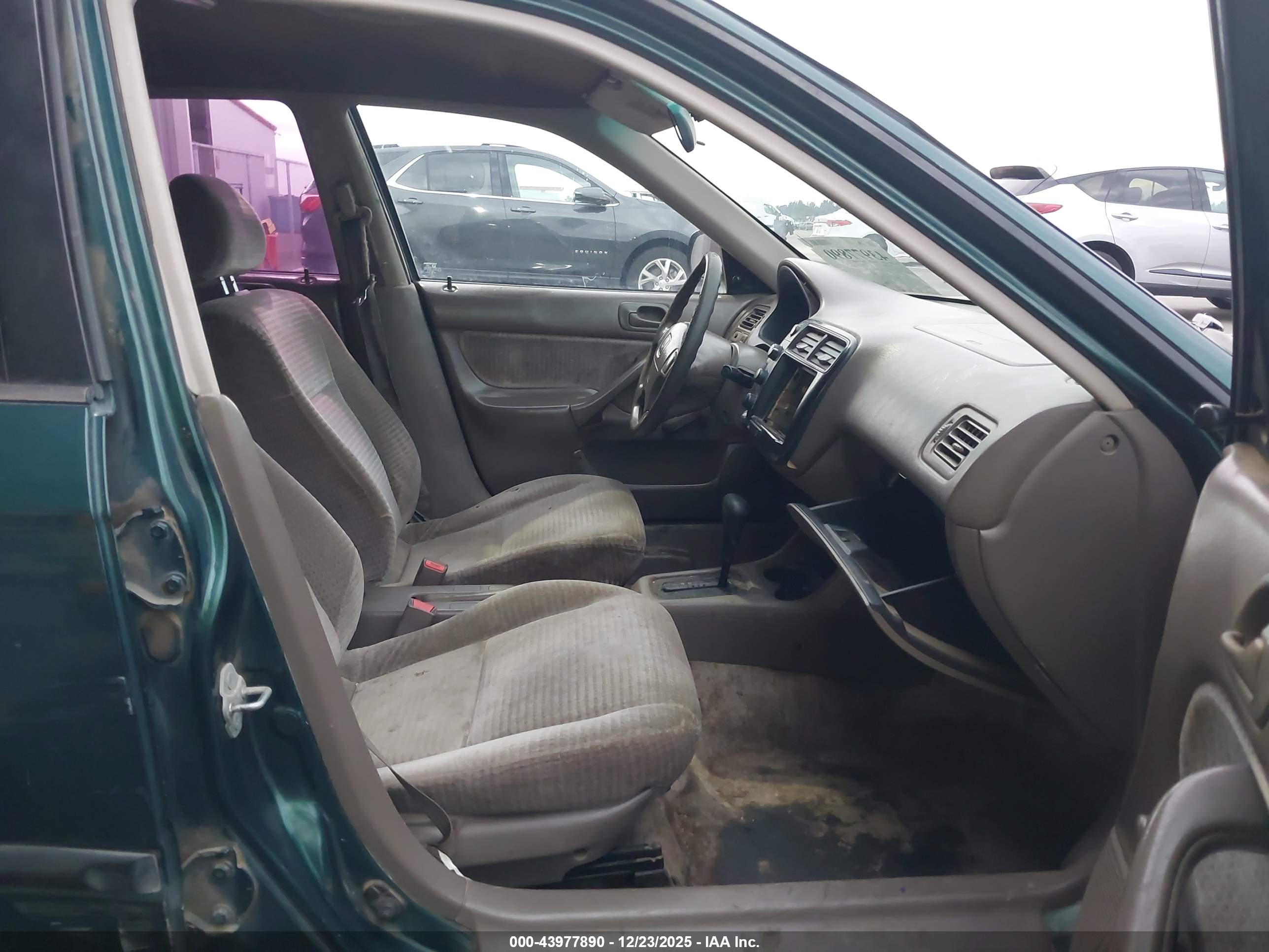 HONDA CIVIC image 5