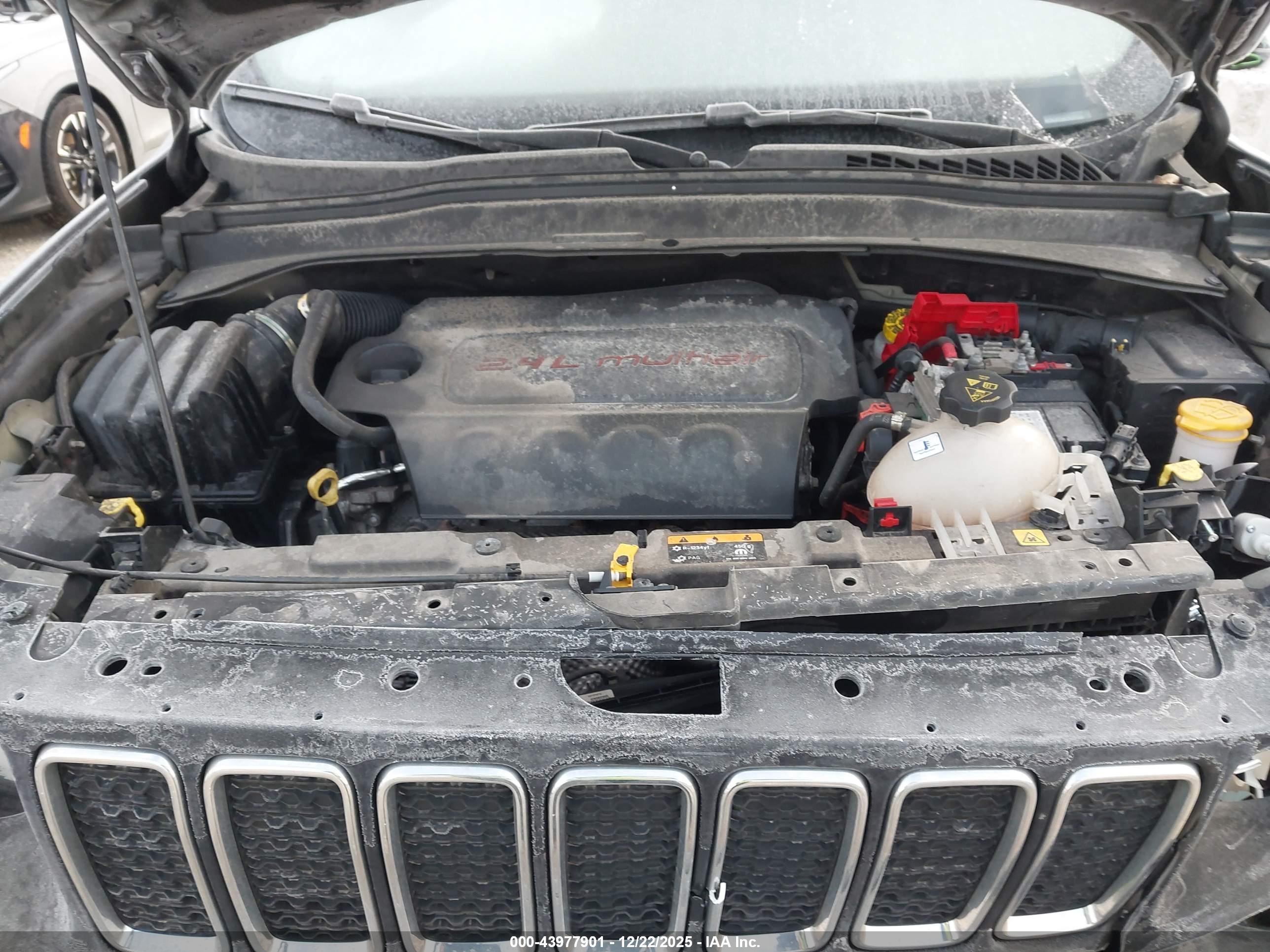 JEEP RENEGADE image 10