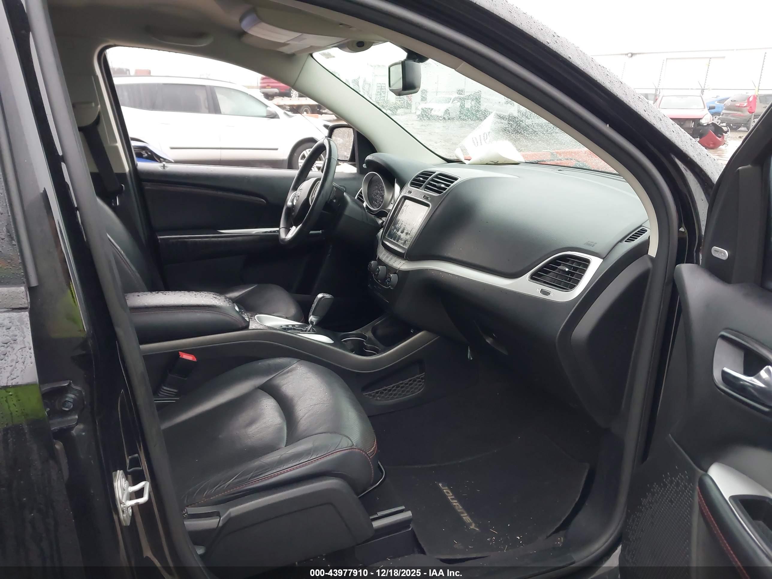 DODGE JOURNEY image 5