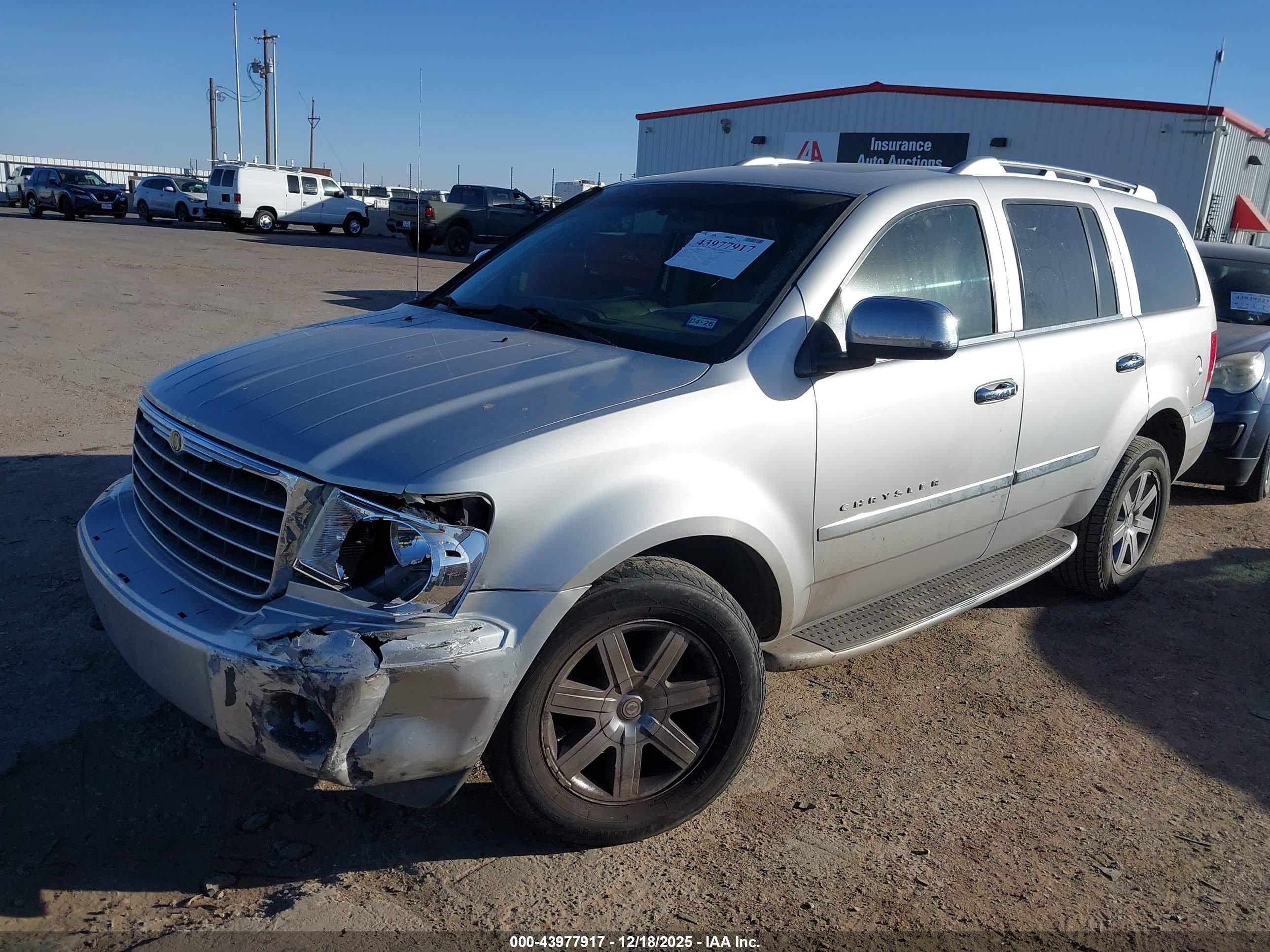 CHRYSLER ASPEN image 2