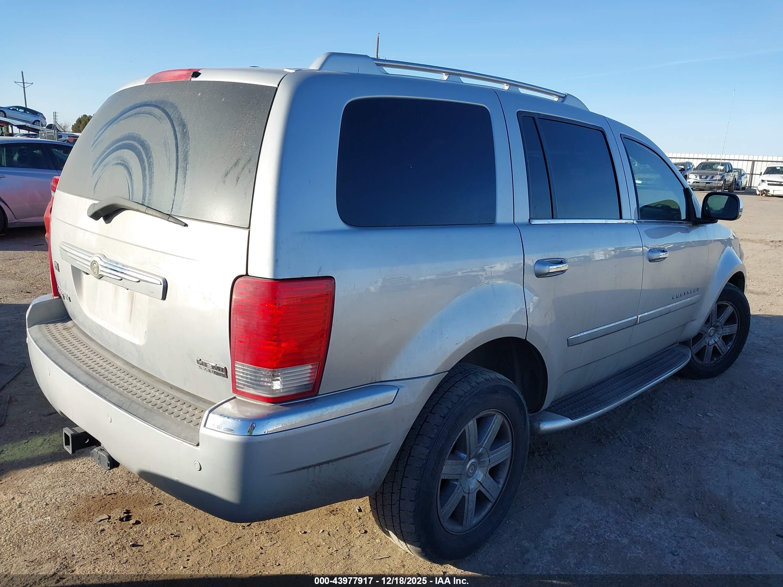 CHRYSLER ASPEN image 4